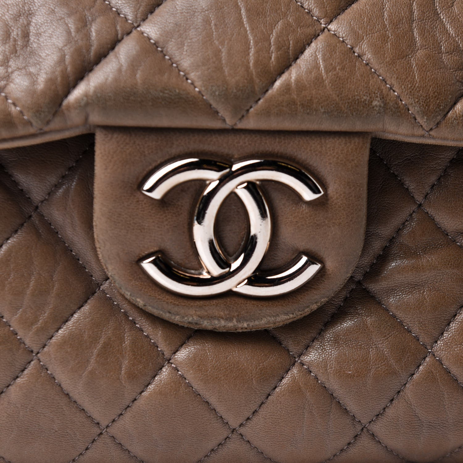 Chanel Washed Lambskin Quilted Maxi Chain Around Flap Taupe 7 of 10