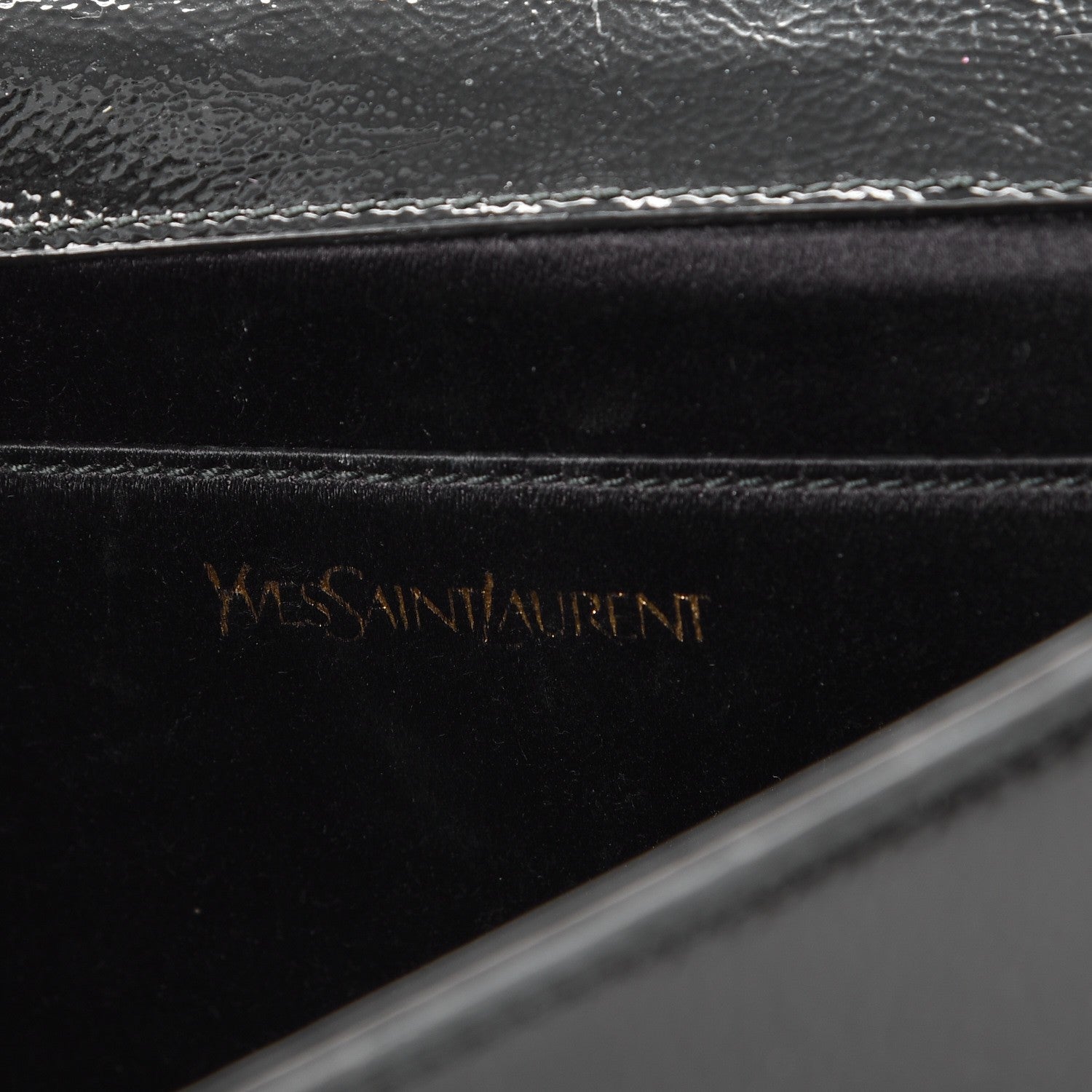 Saint Laurent Textured Patent Monogram Large Belle De Jour Clutch Black 6 of 8