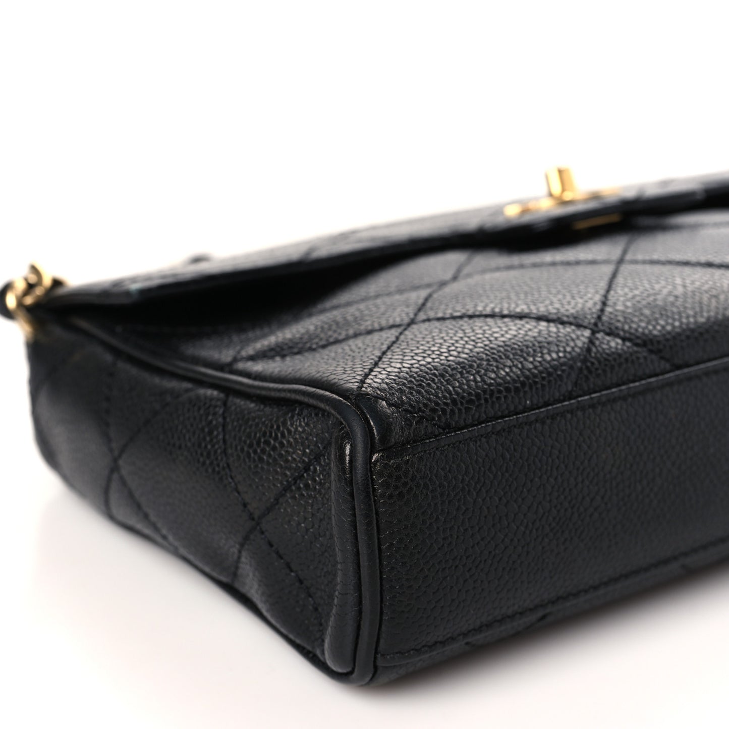 Caviar Quilted Shoulder Bag Black