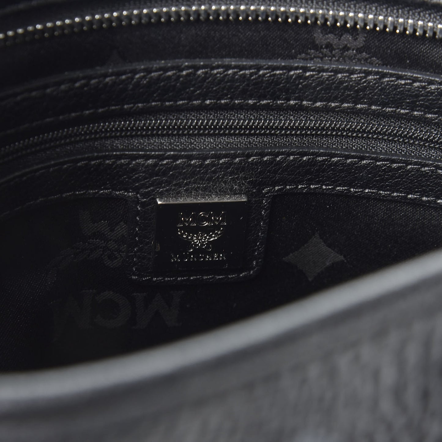 Visetos Crossbody Messenger Black