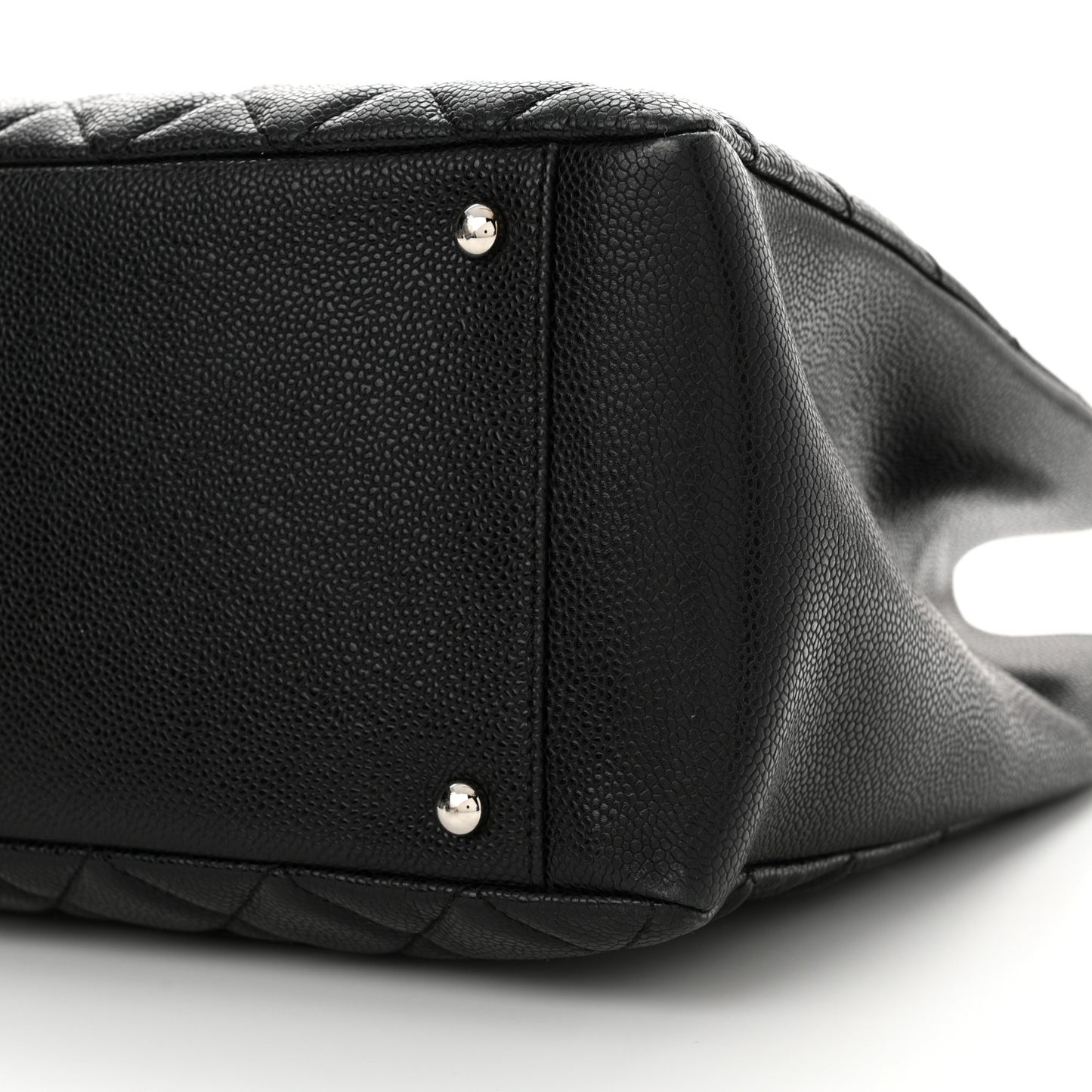 Caviar Quilted XL Grand Shopping Tote GST Black
