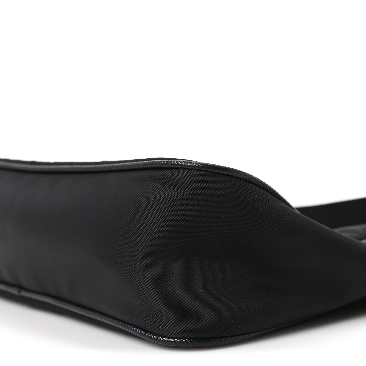 Re-Nylon Saffiano Re-Edition 2005 Shoulder Bag Black