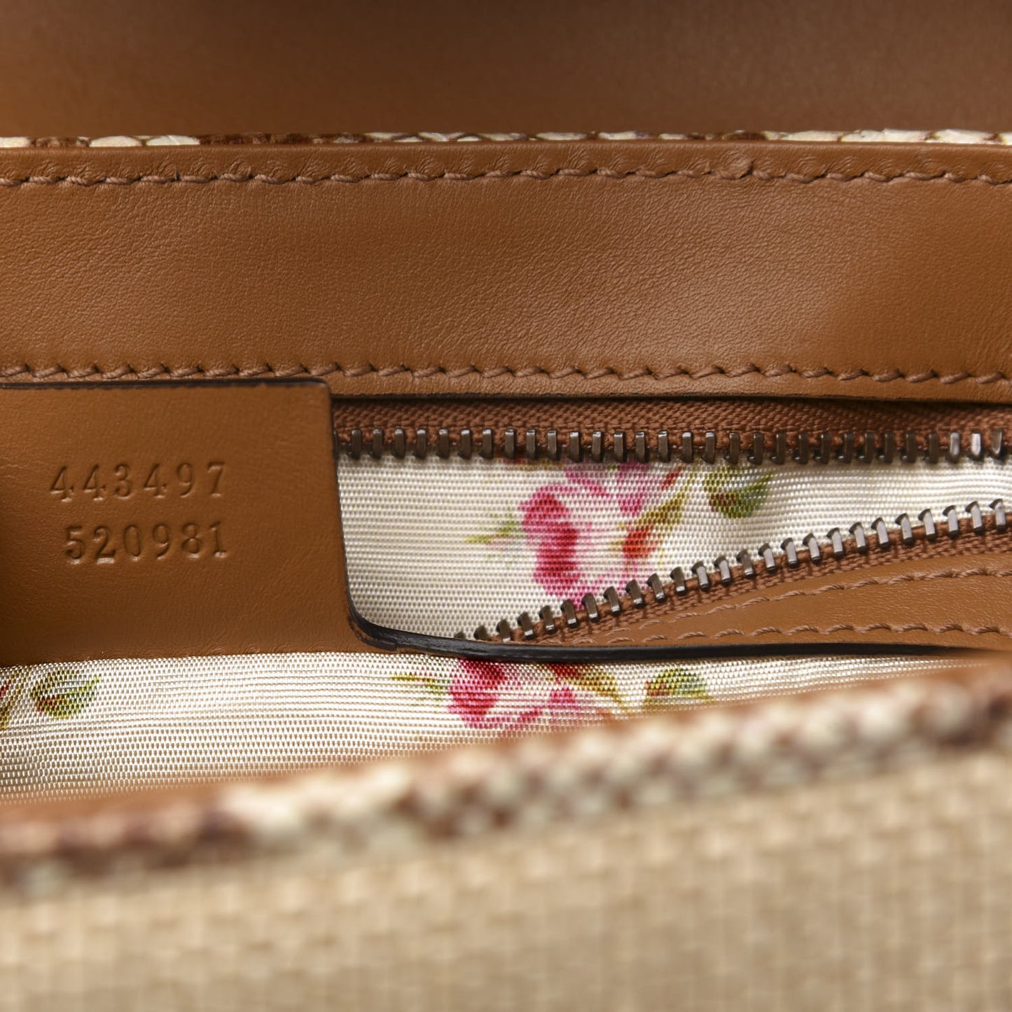 Raffia Elaphe Matelasse Small GG Marmont Shoulder Bag Natural Cream Brown
