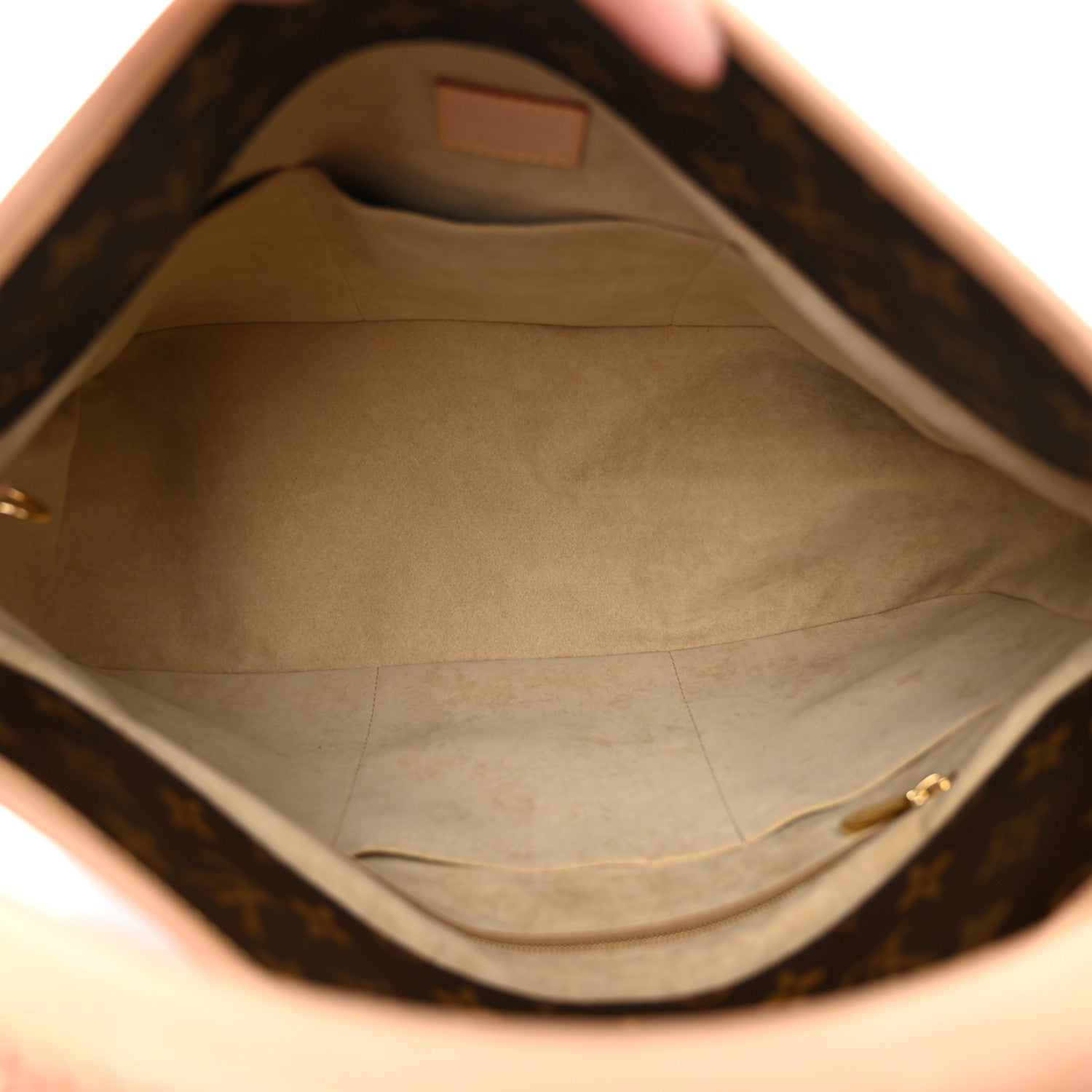 Louis Vuitton Monogram Artsy MM 5 of 10