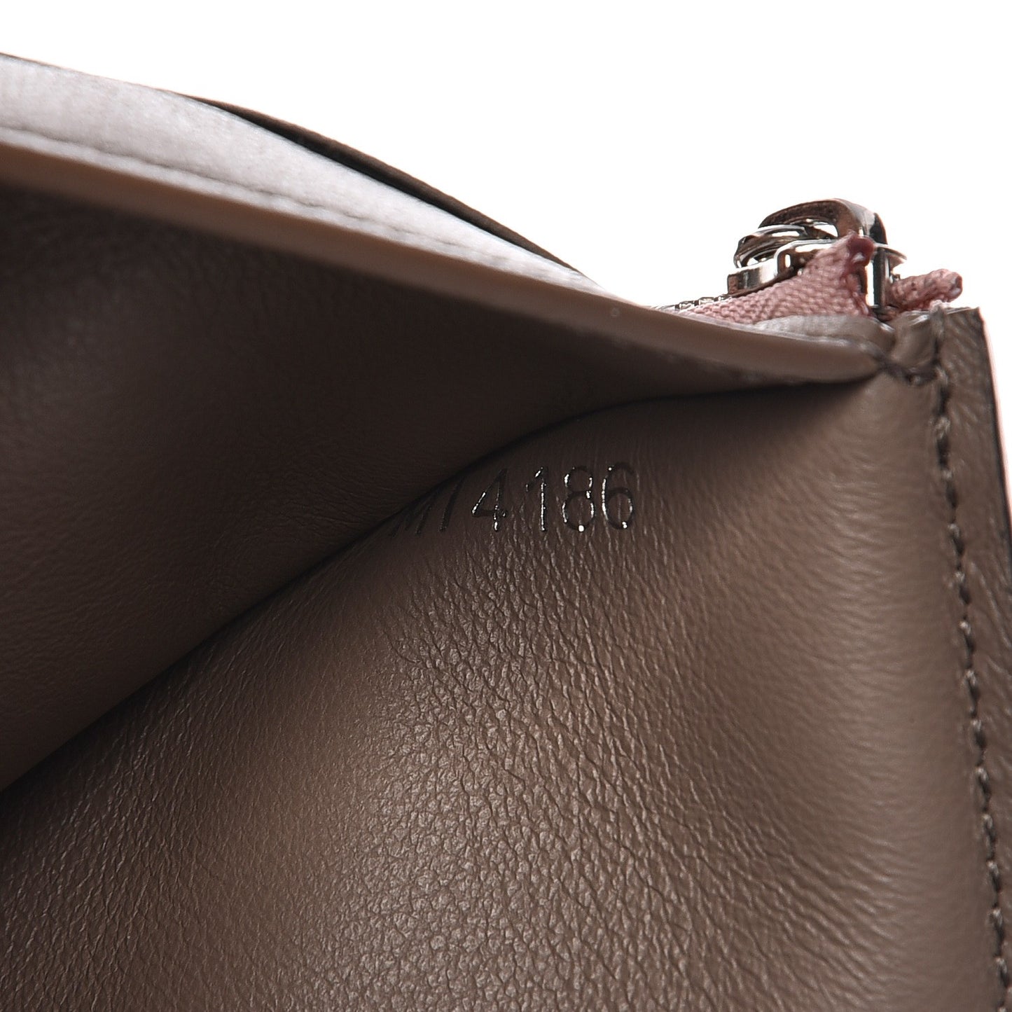 Taurillon Capucines Compact Wallet Magnolia