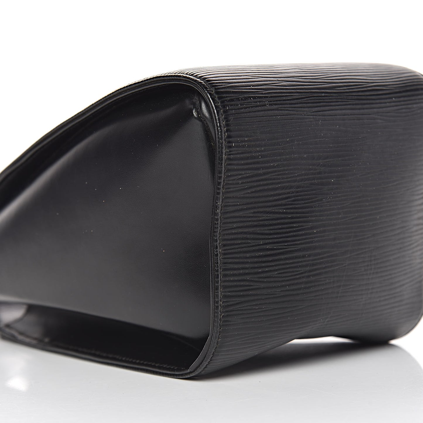 Epi Minuit Black