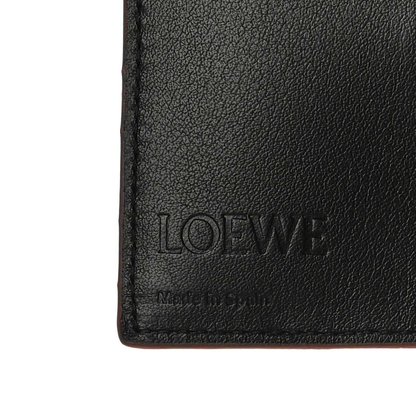 Grained Calfskin Anagram Trifold Wallet Black