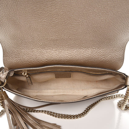 Gucci Metallic Pebbled Calfskin Medium Soho Flap Crossbody Golden Beige 6 of 11