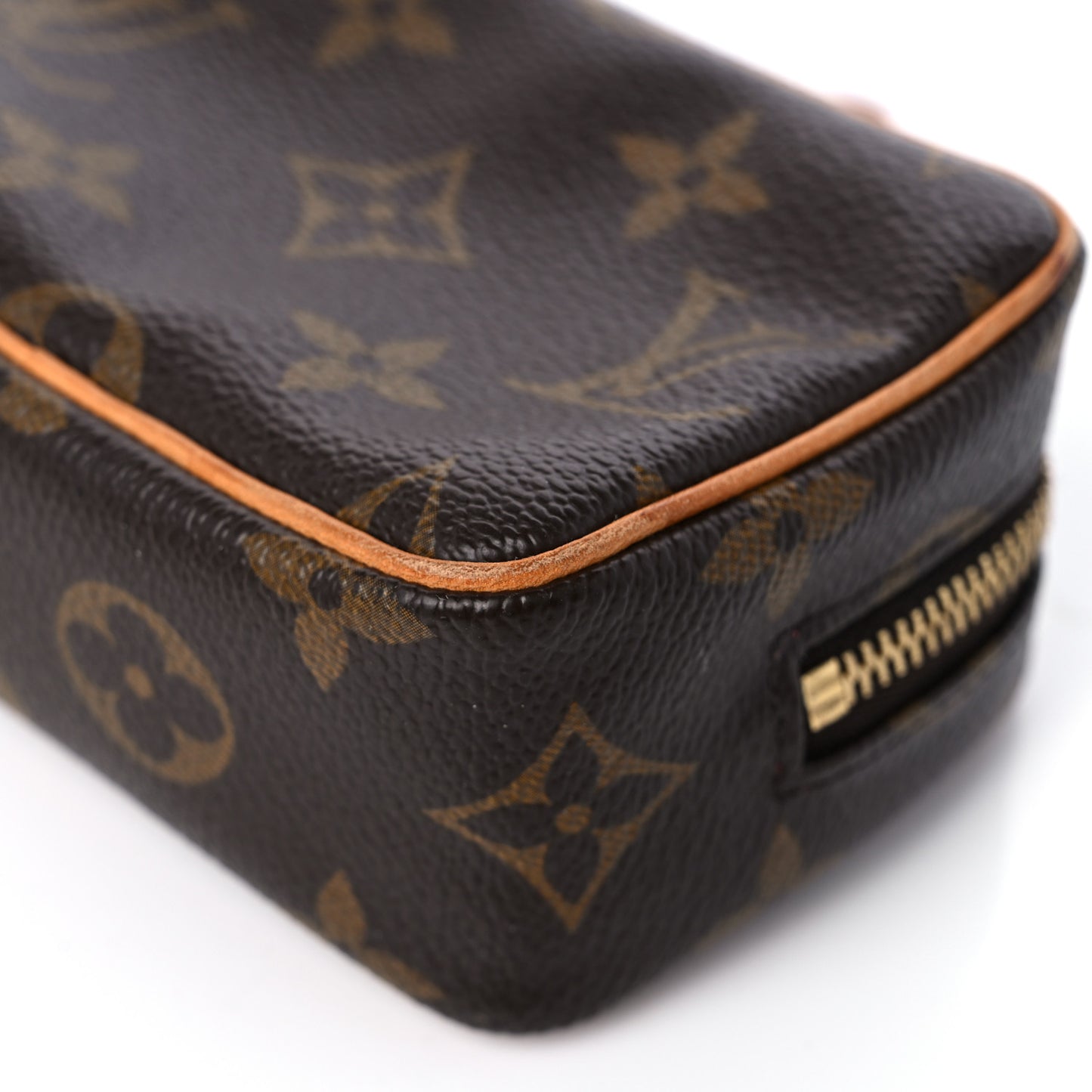 Monogram Wapity
