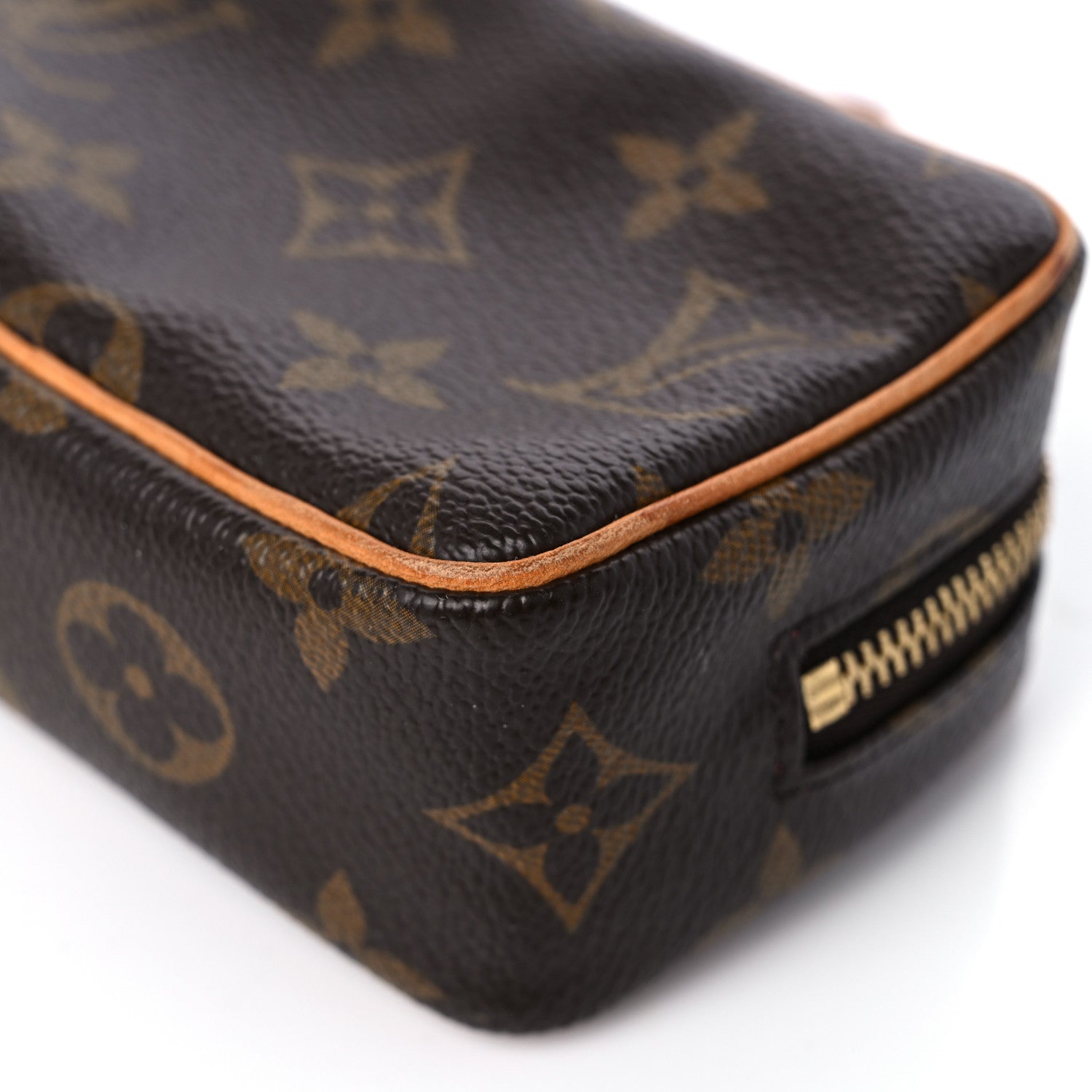 Louis Vuitton Monogram Wapity 8 of 13