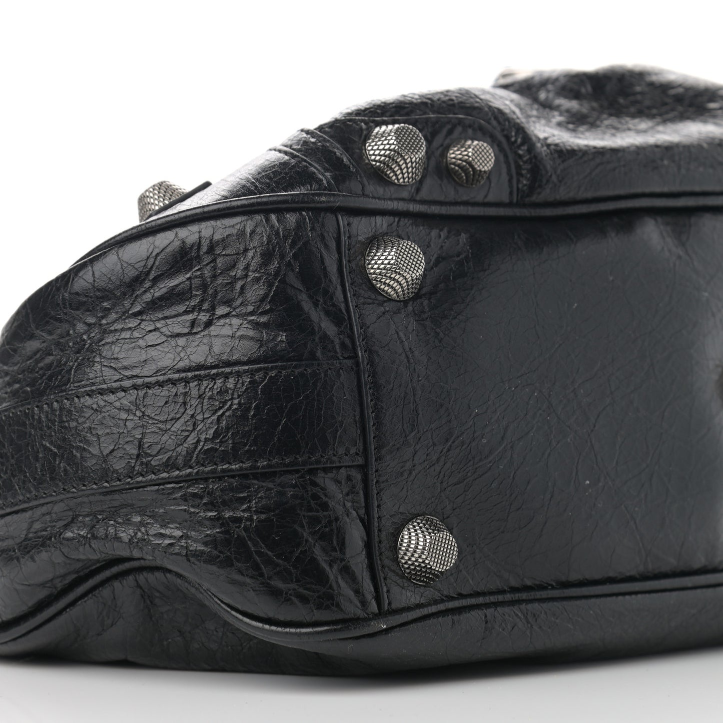 Agneau Arena Medium Le Cagole Shoulder Bag Black