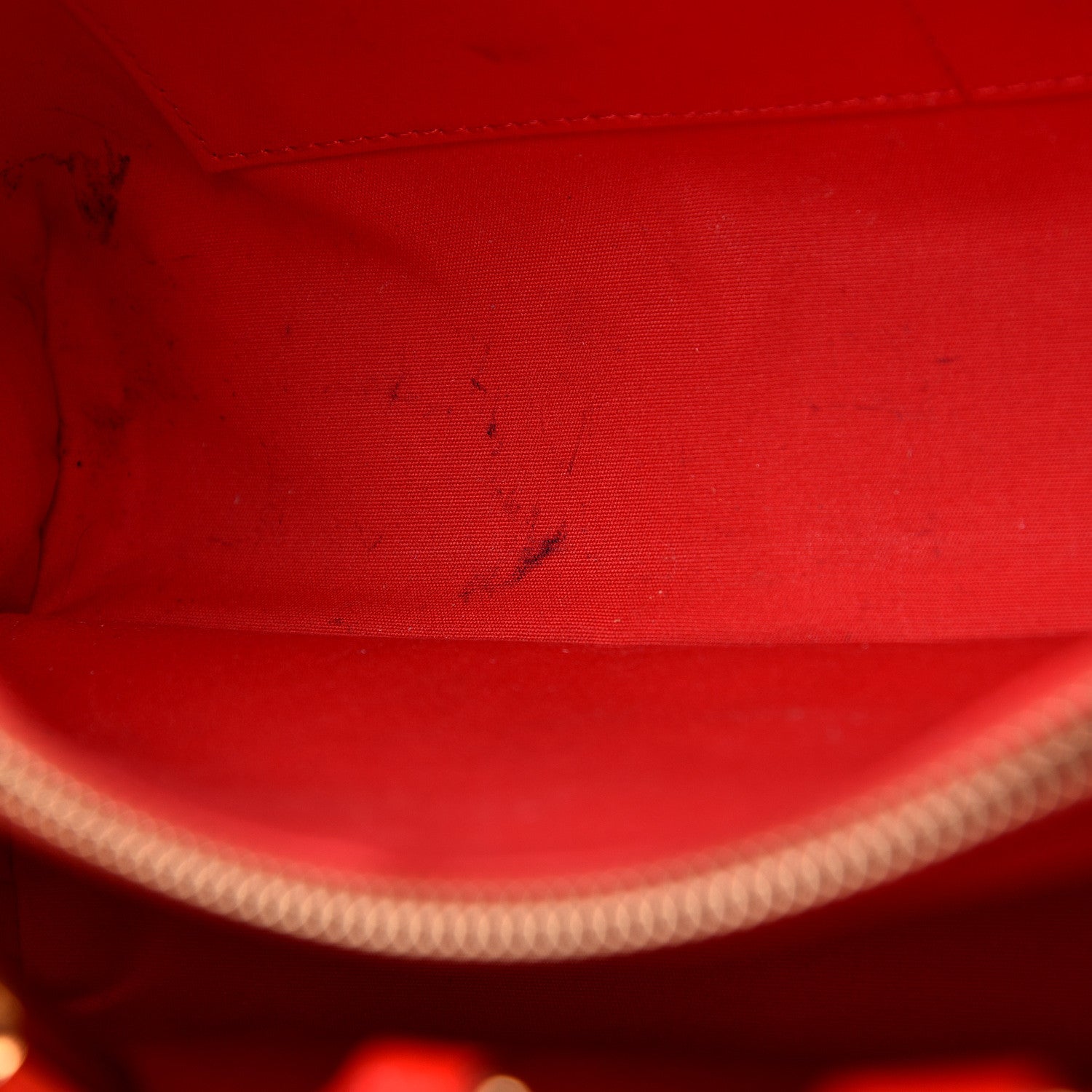 Louis Vuitton Vernis Montaigne MM Cherry 10 of 12