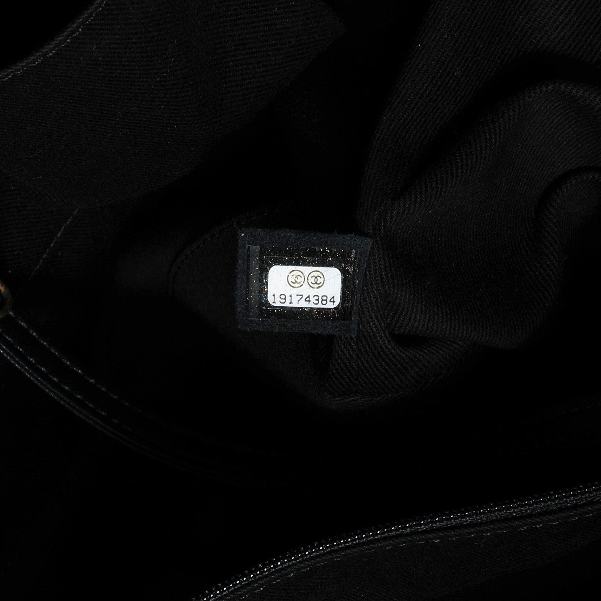 Chanel Glazed Caviar Large Coco Pleats Tote Black 7 of 8