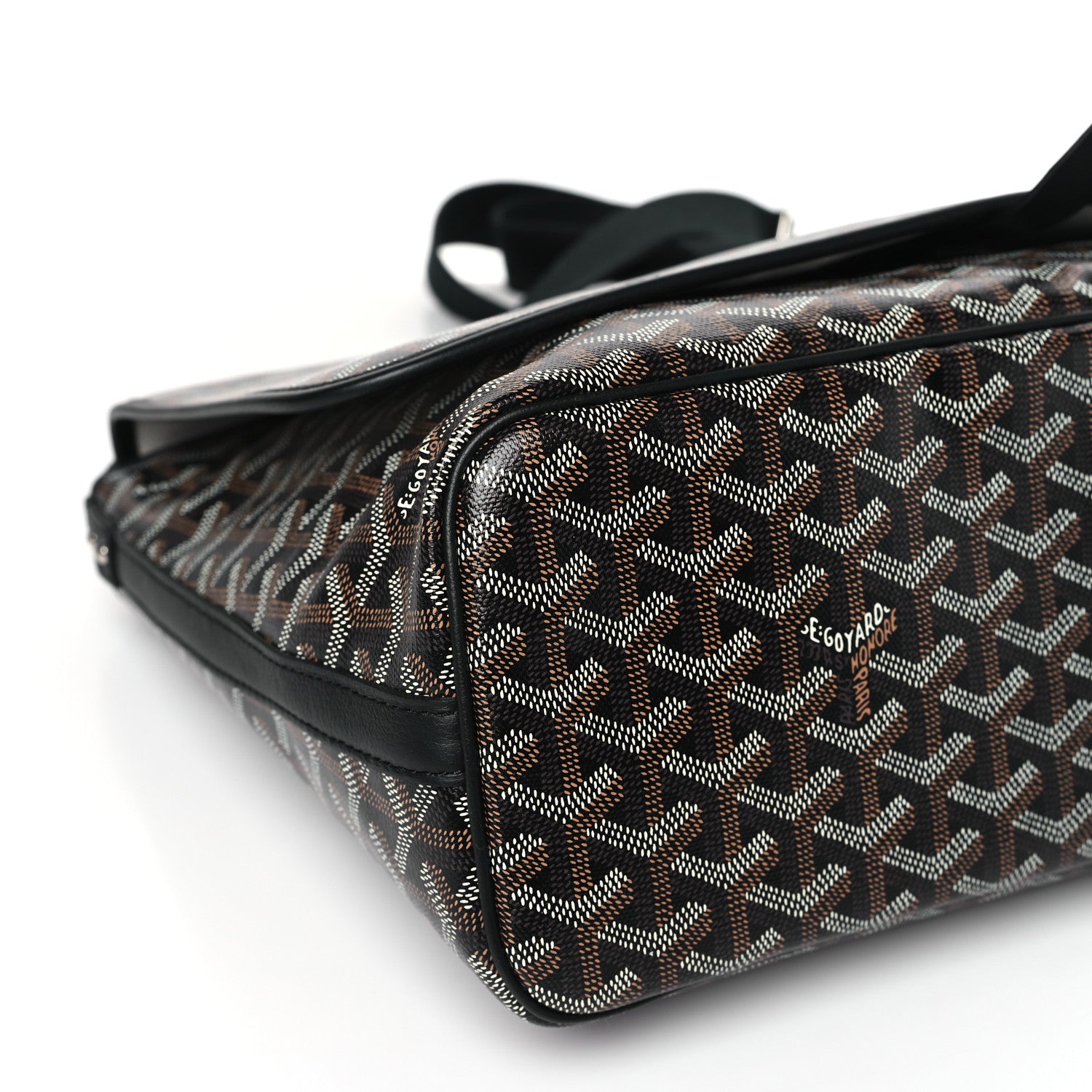Goyard Goyardine Capetien Messenger Bag Black 8 of 9