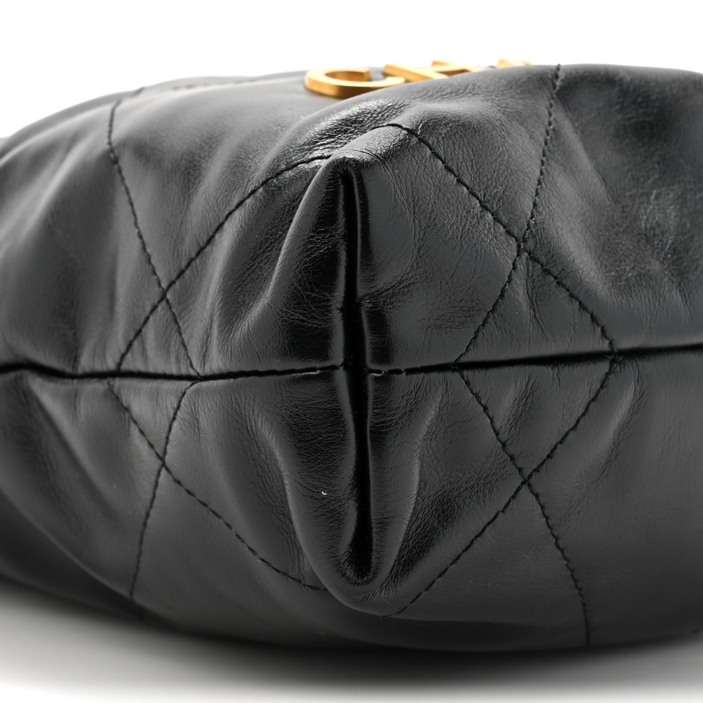Shiny Calfskin Quilted Mini Chanel 22 Black