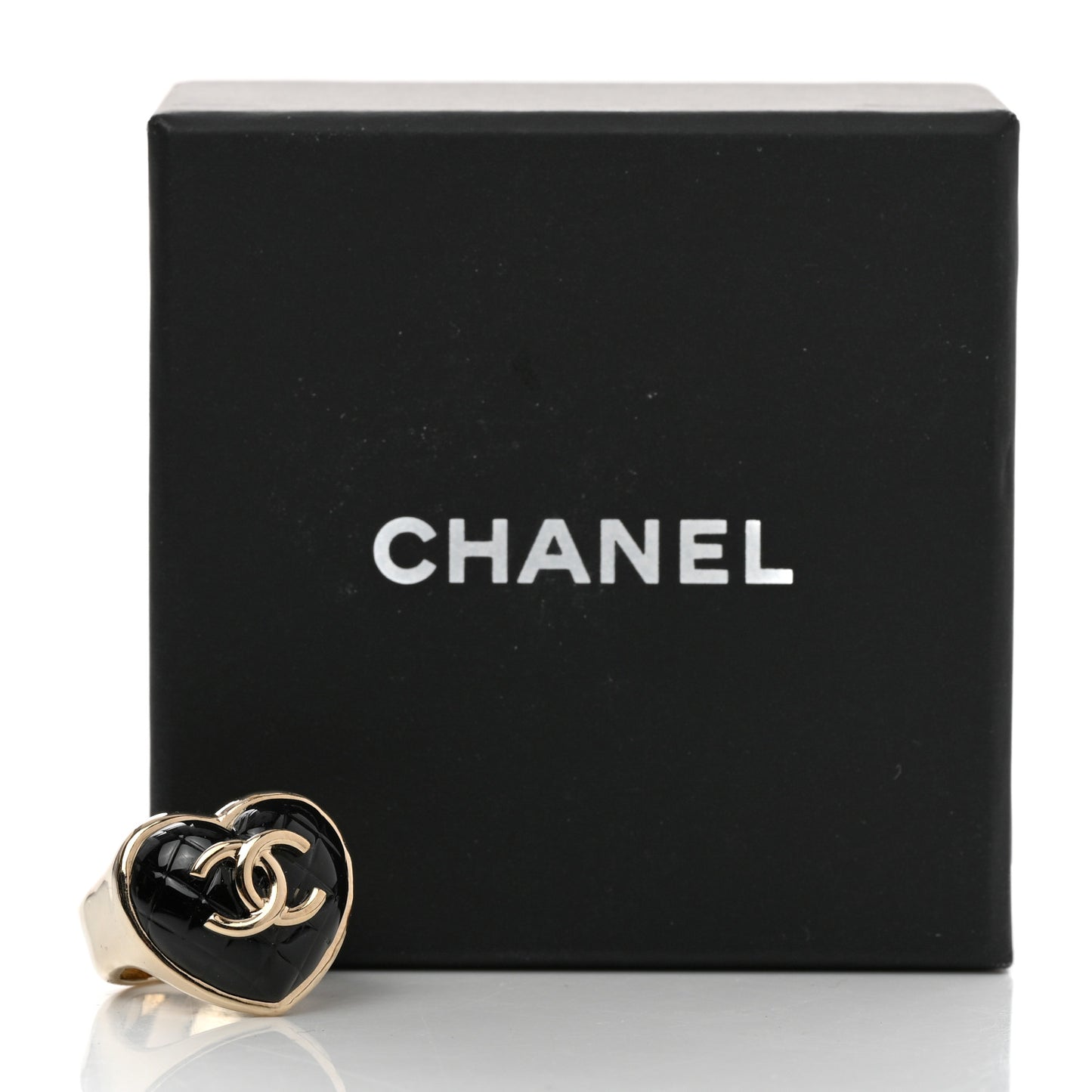 Resin CC Quilted Heart Ring 53 6.25 Gold Black