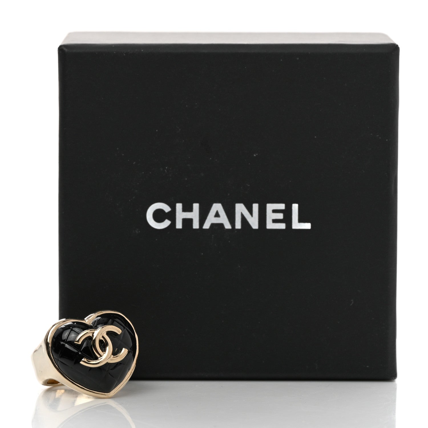 Chanel Resin CC Quilted Heart Ring 53 6.25 Gold Black 6 of 6