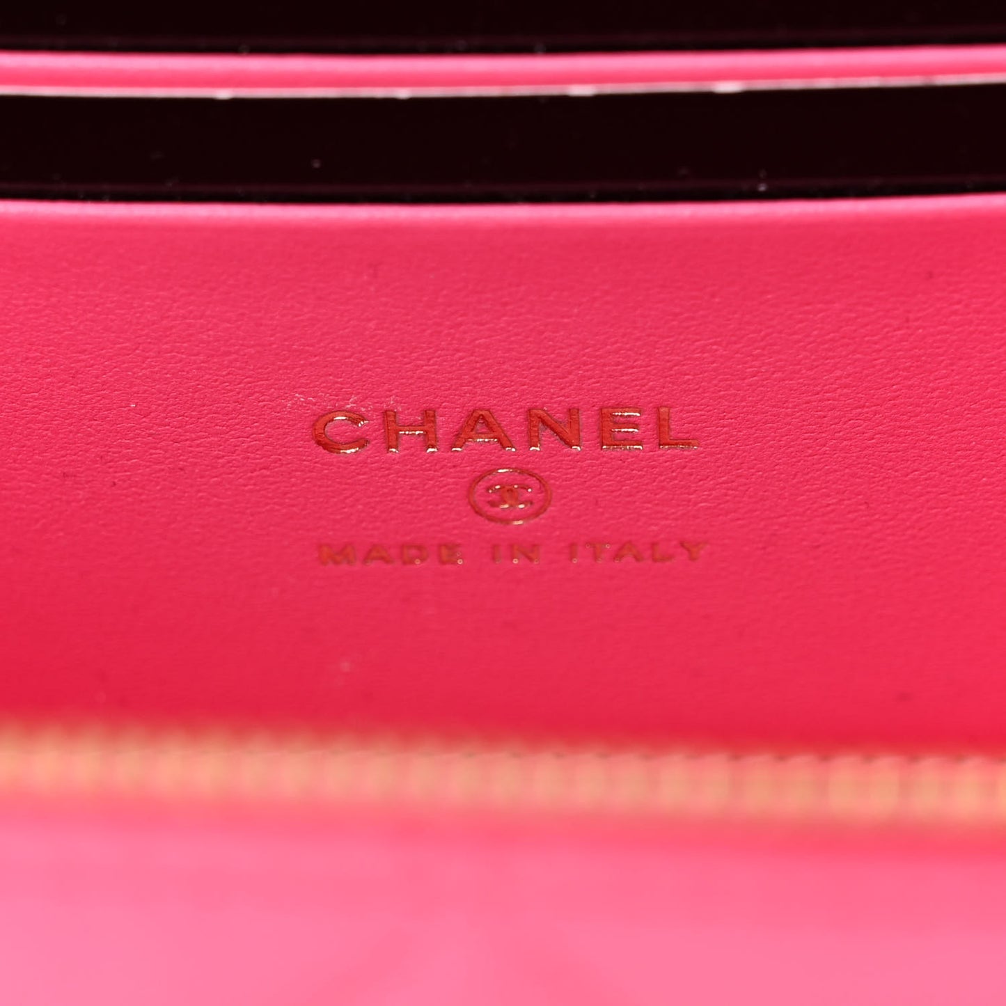 Lambskin Enamel Quilted Small Coco Hearts Vanity Case With Chain Pink