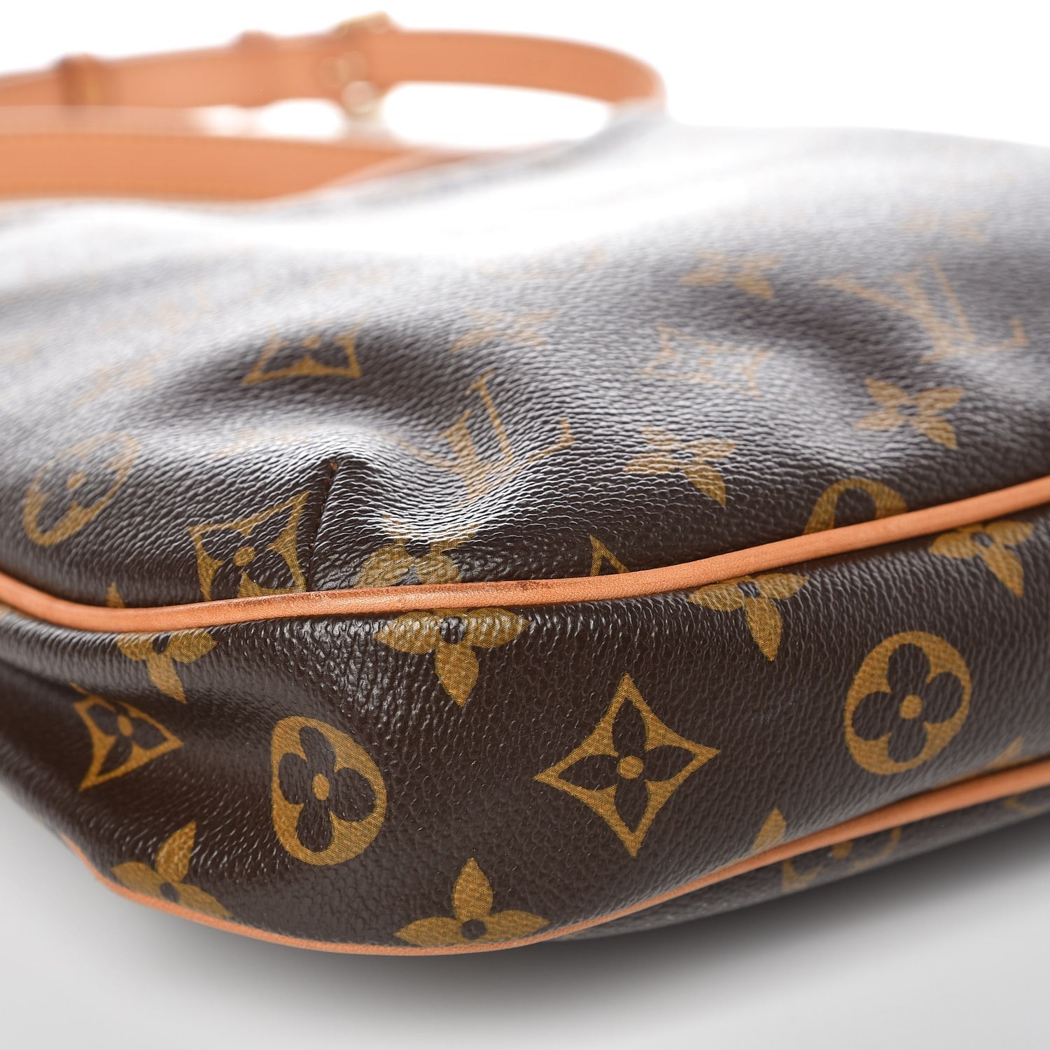 Louis Vuitton Monogram Odeon PM 7 of 11