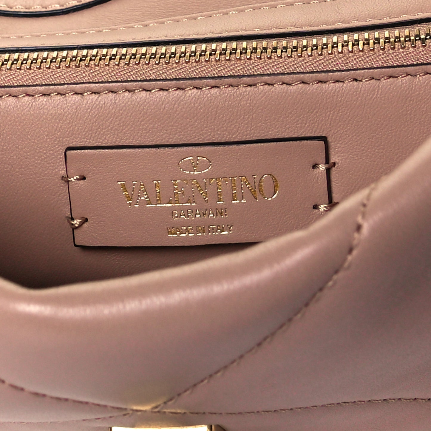 Nappa Large Roman Stud Shoulder Bag Rose Cannelle