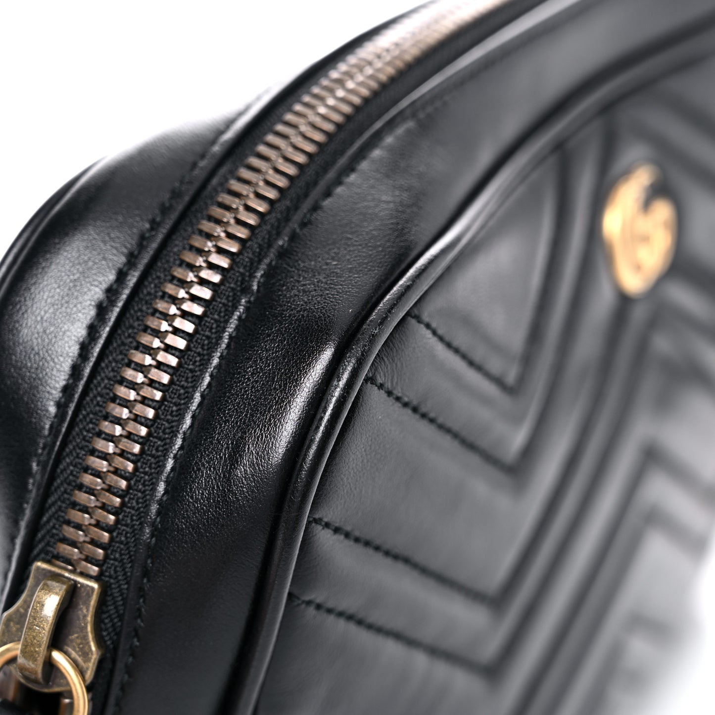 Calfskin Matelasse Mens GG Marmont Belt Bag 110 44 Black