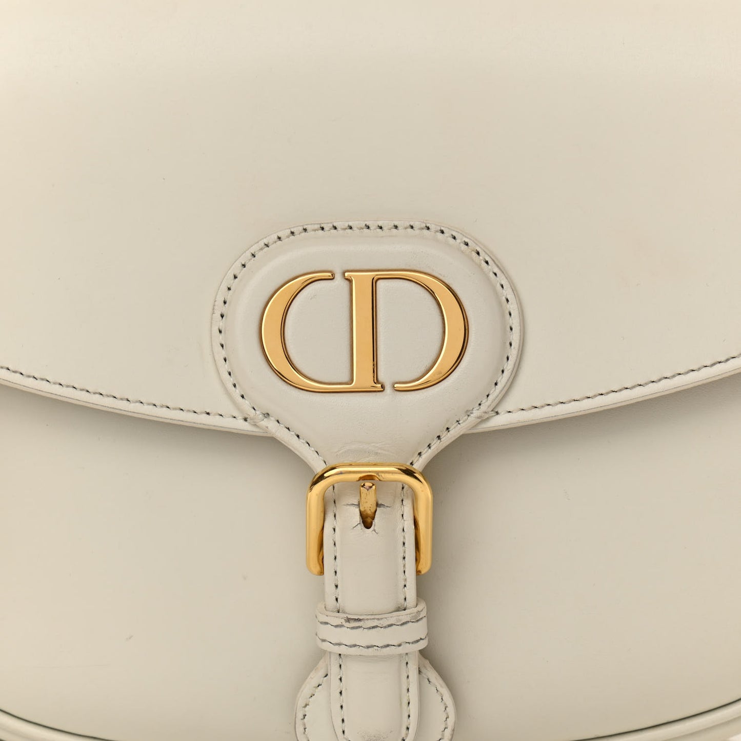 Box Calfskin Medium Bobby Flap Latte