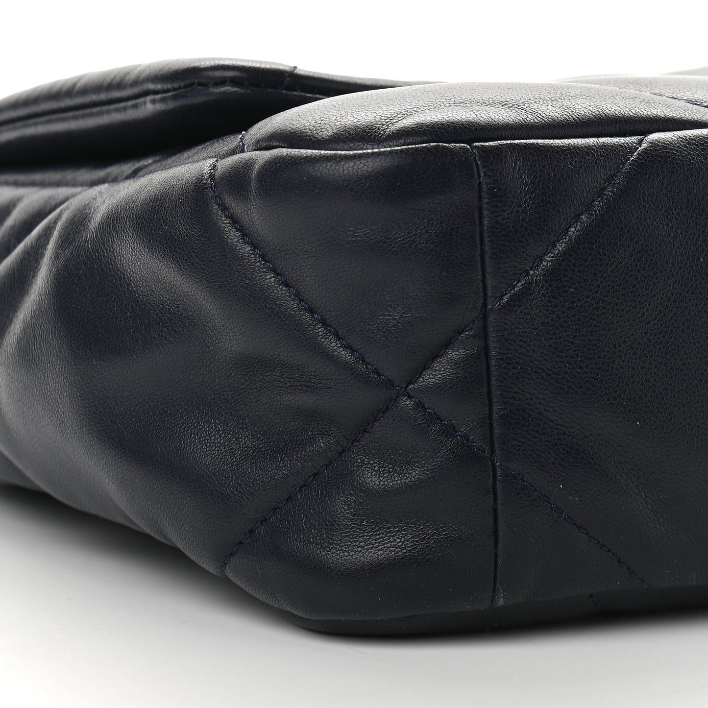 Lambskin Quilted Medium Chanel 19 Flap Navy Blue