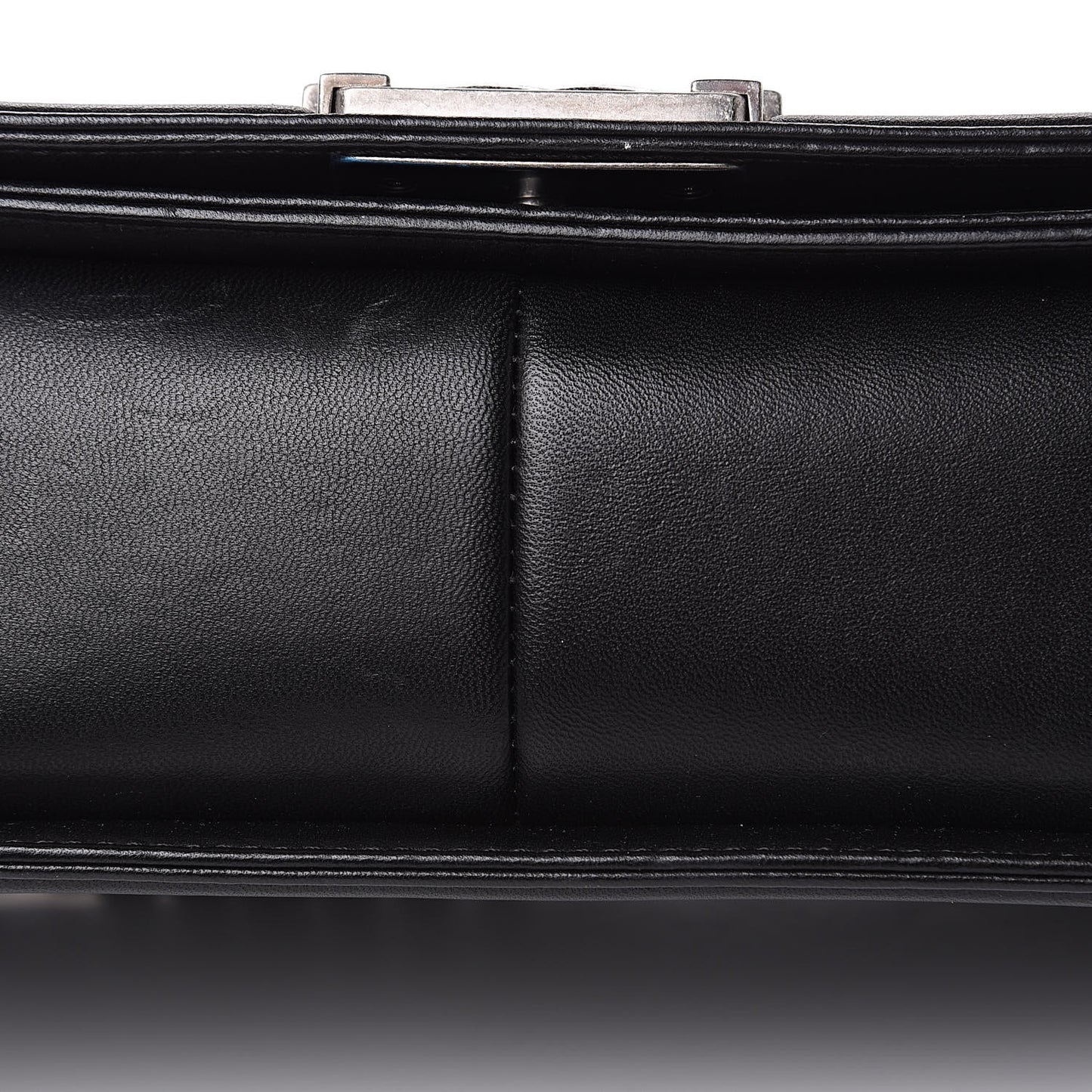 Lambskin Quilted Medium Boy Flap Black