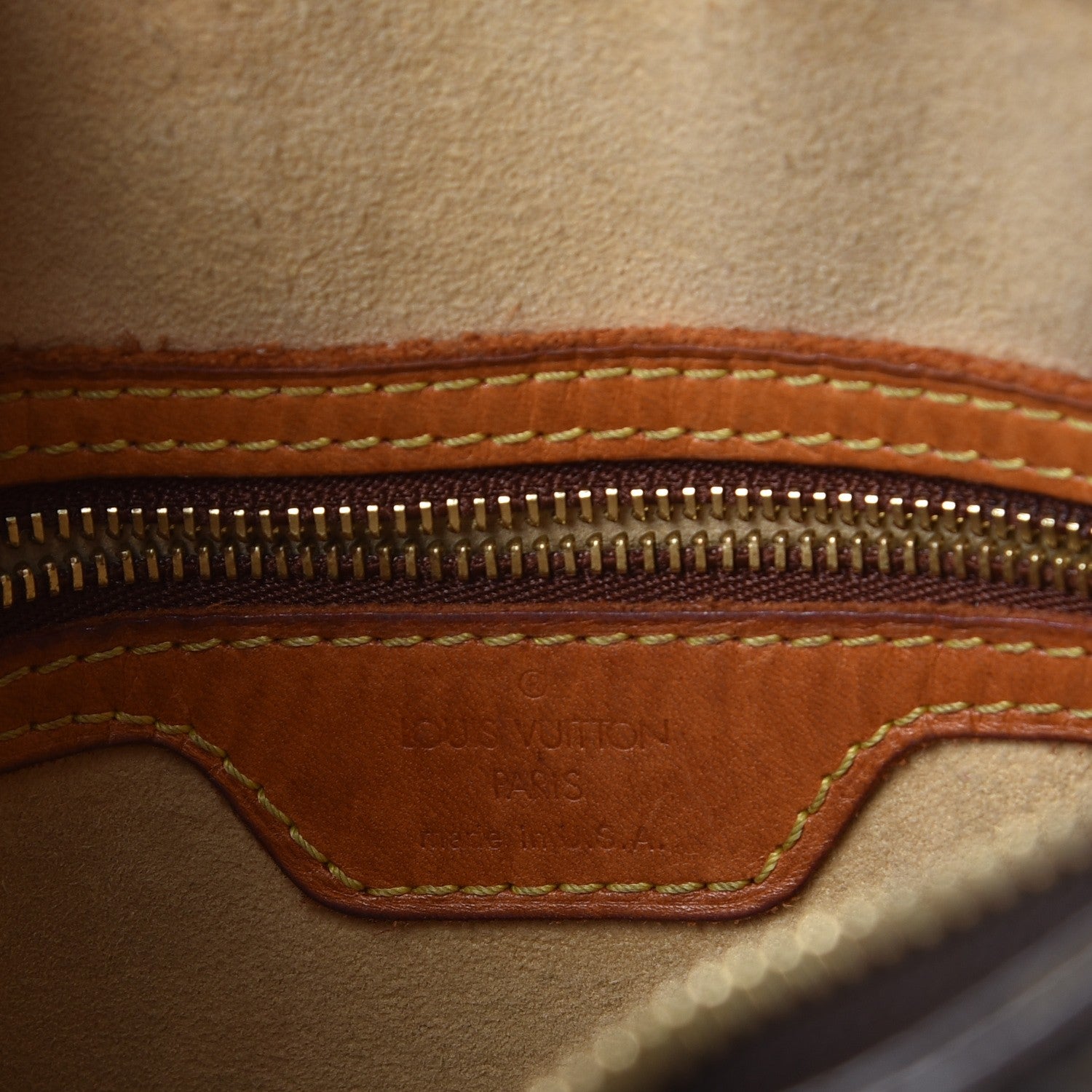 Louis Vuitton Monogram Looping GM 6 of 16