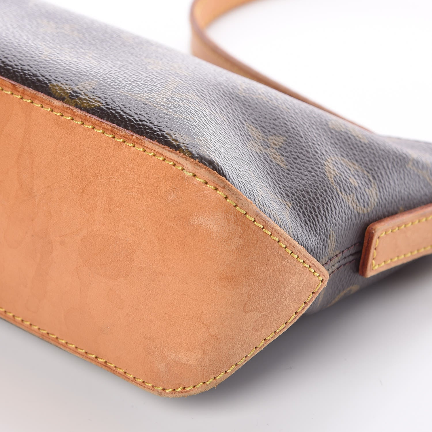 Louis Vuitton Monogram Trotteur 14 of 18
