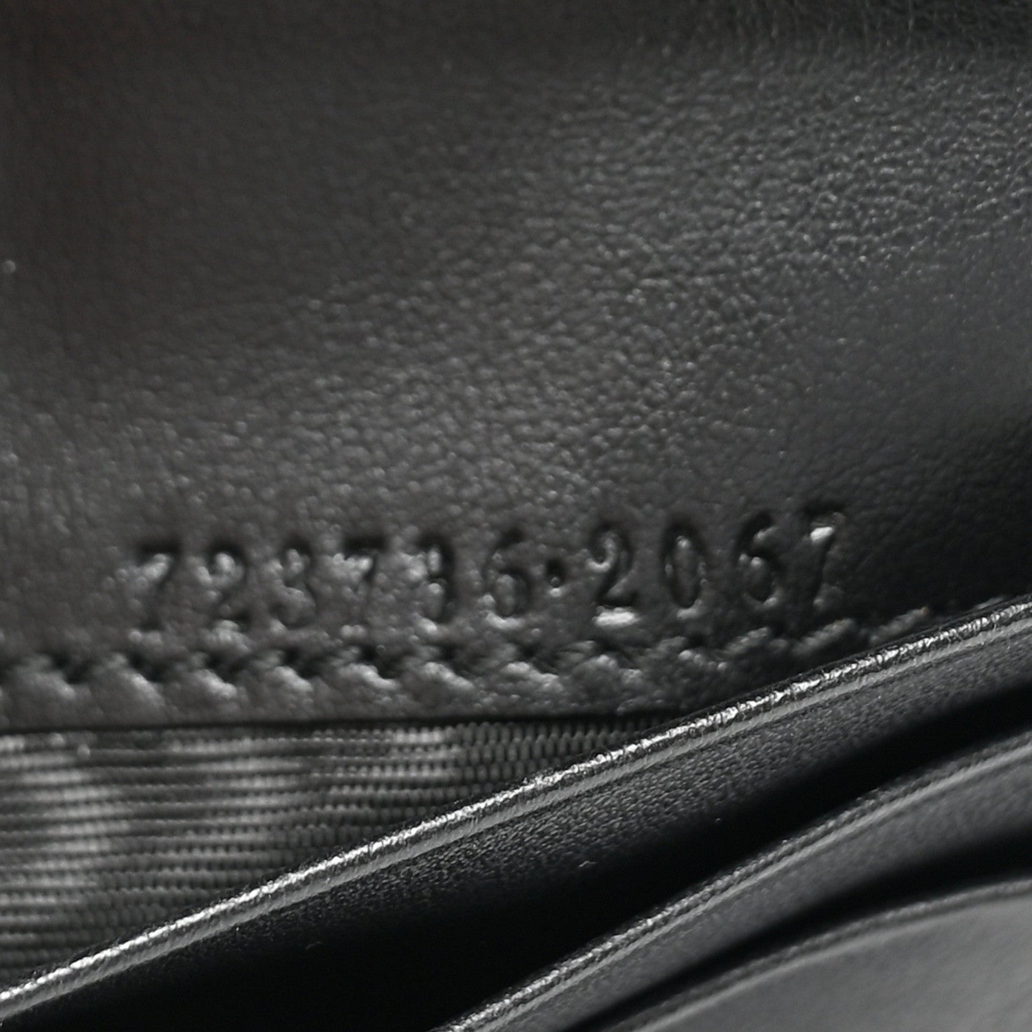 Gucci Calfskin GG Matelasse Card Case Wallet Black 9 of 12