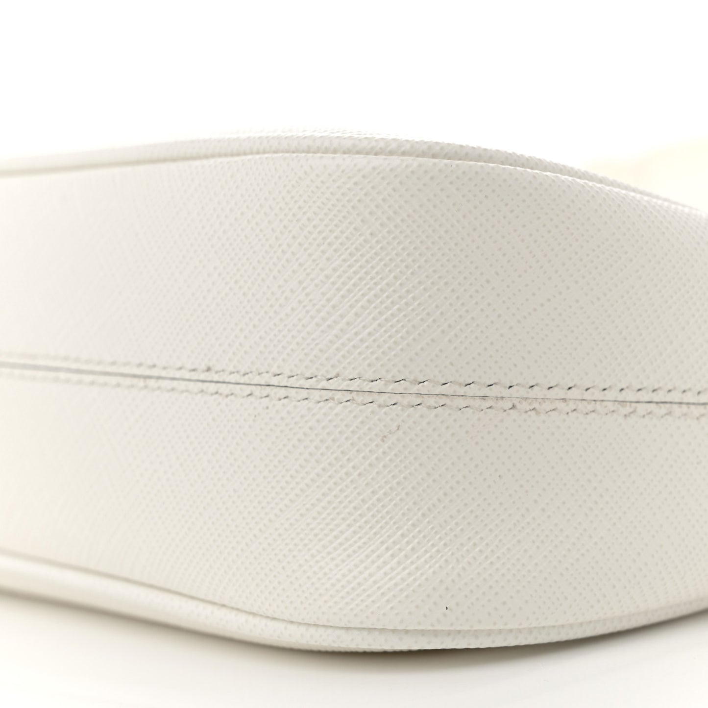 Saffiano Re-Edition 2005 Shoulder Bag White