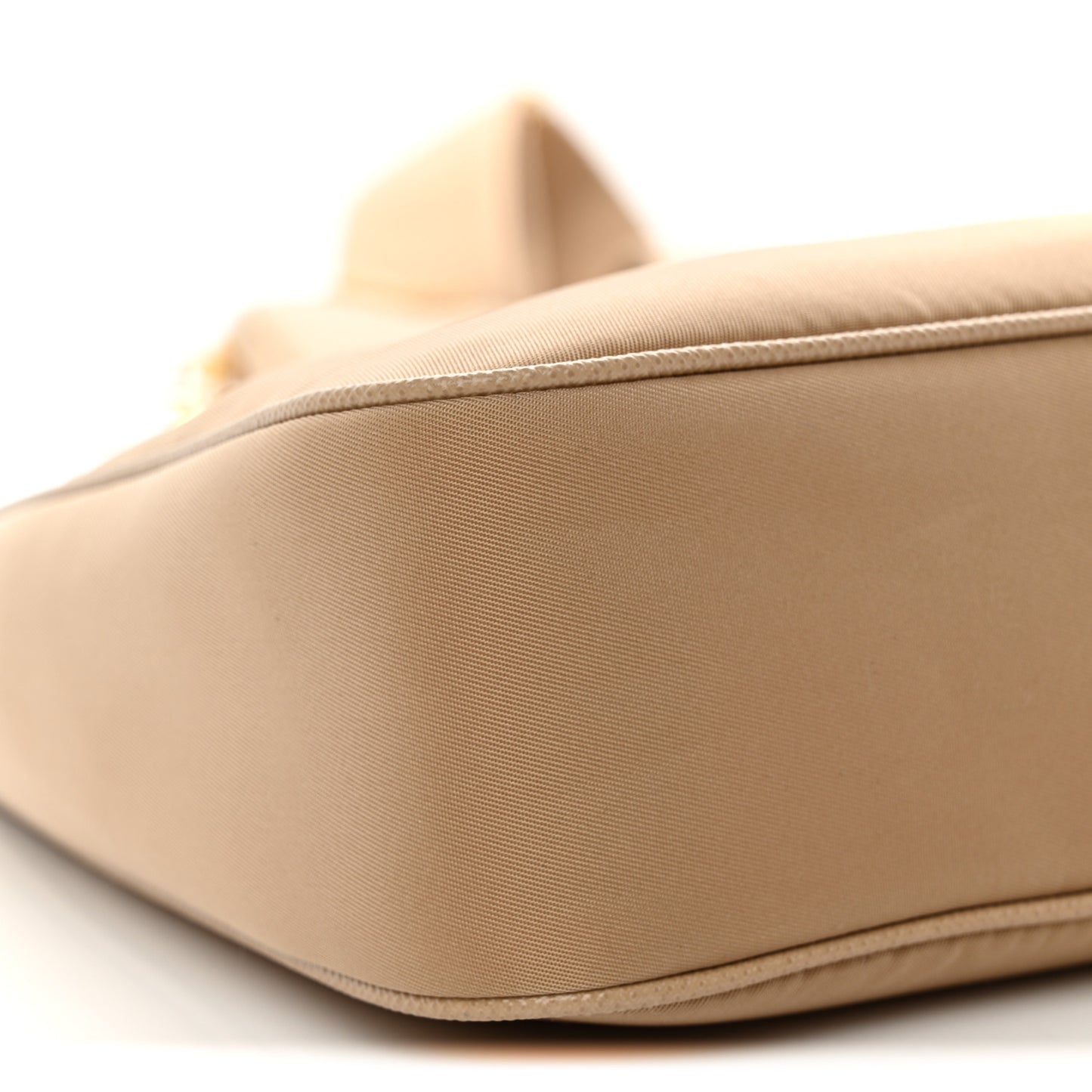 Re-Nylon Saffiano Re-Edition 2005 Shoulder Bag Cammello
