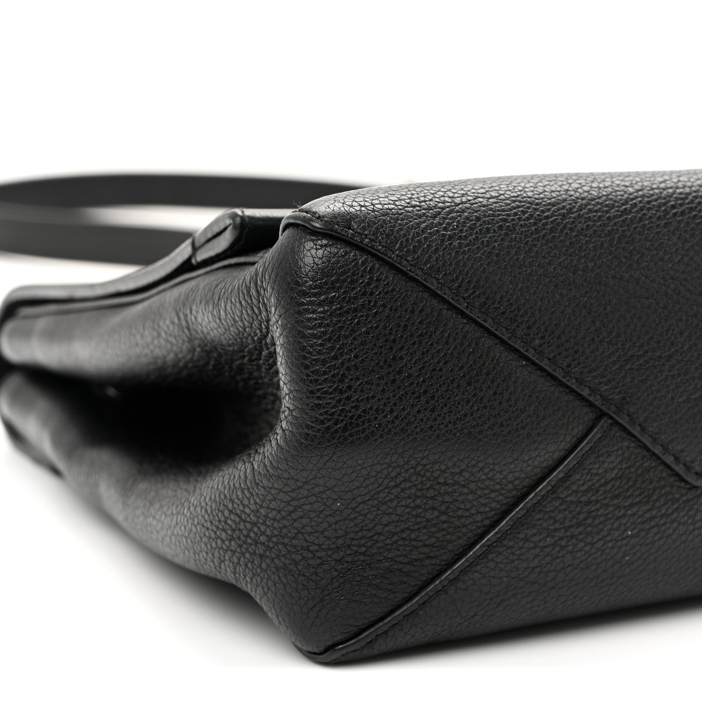 Soft Calfskin Lockme II Top Handle Black