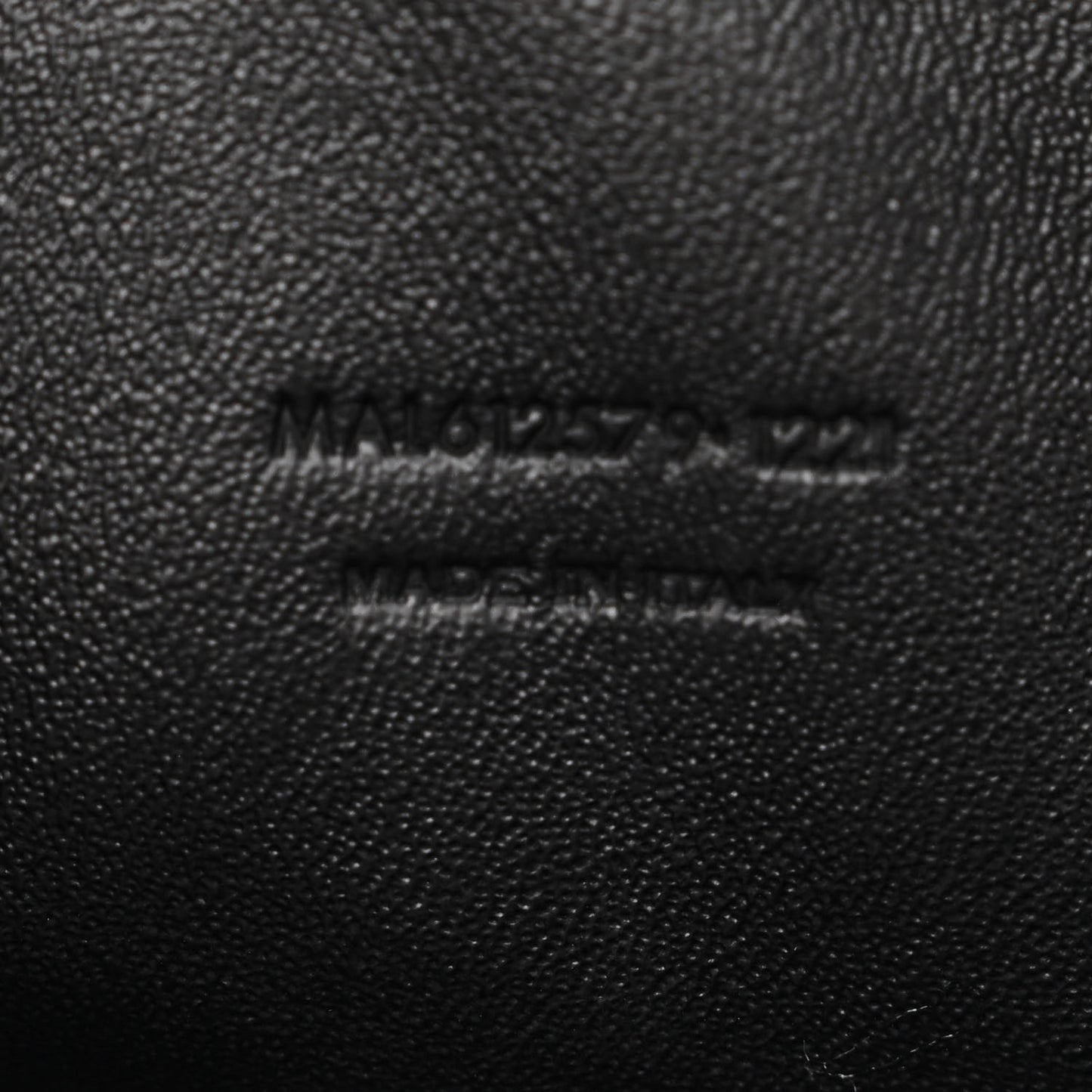 Grain De Poudre Matelasse Monogram Mini Lou Camera Bag Crema Soft
