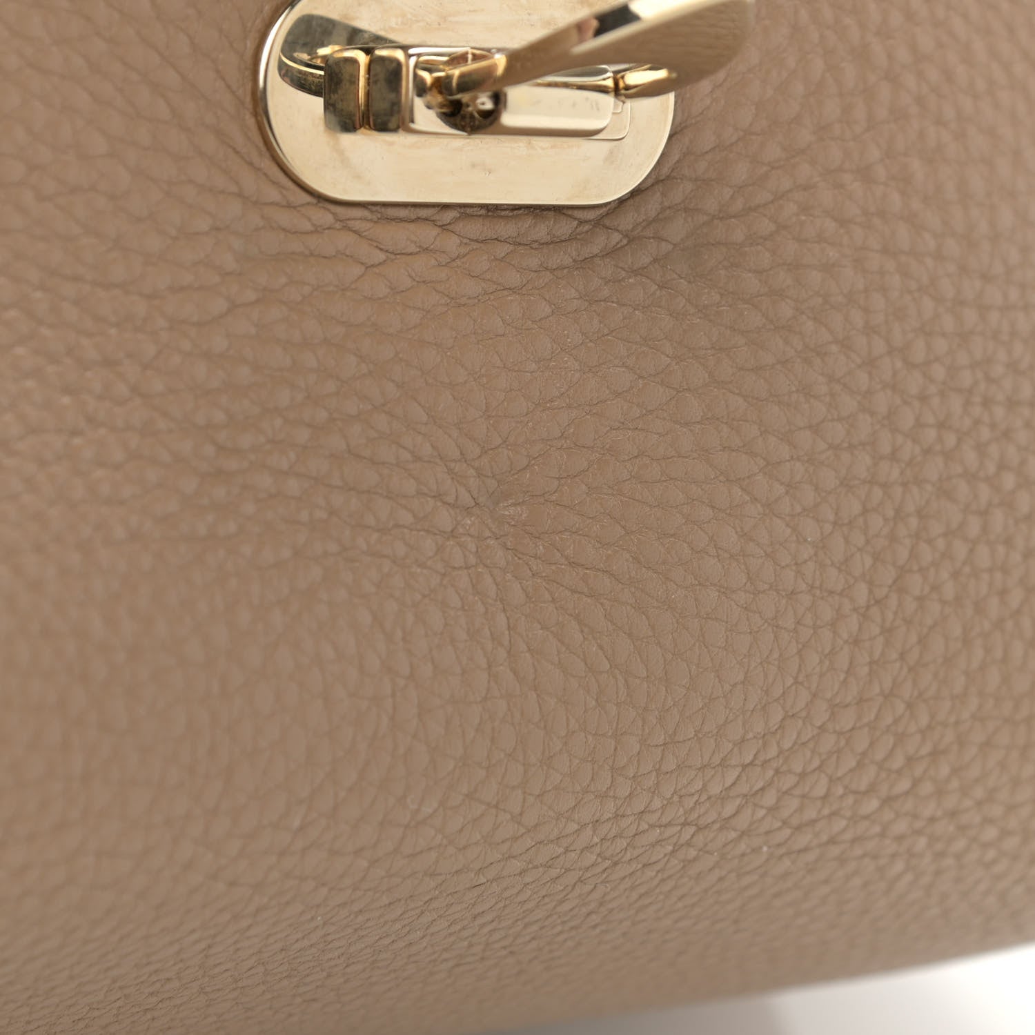 Valentino Garavani Pebbled Calfskin Rockstud Single Handle Flap Bag Beige 12 of 13