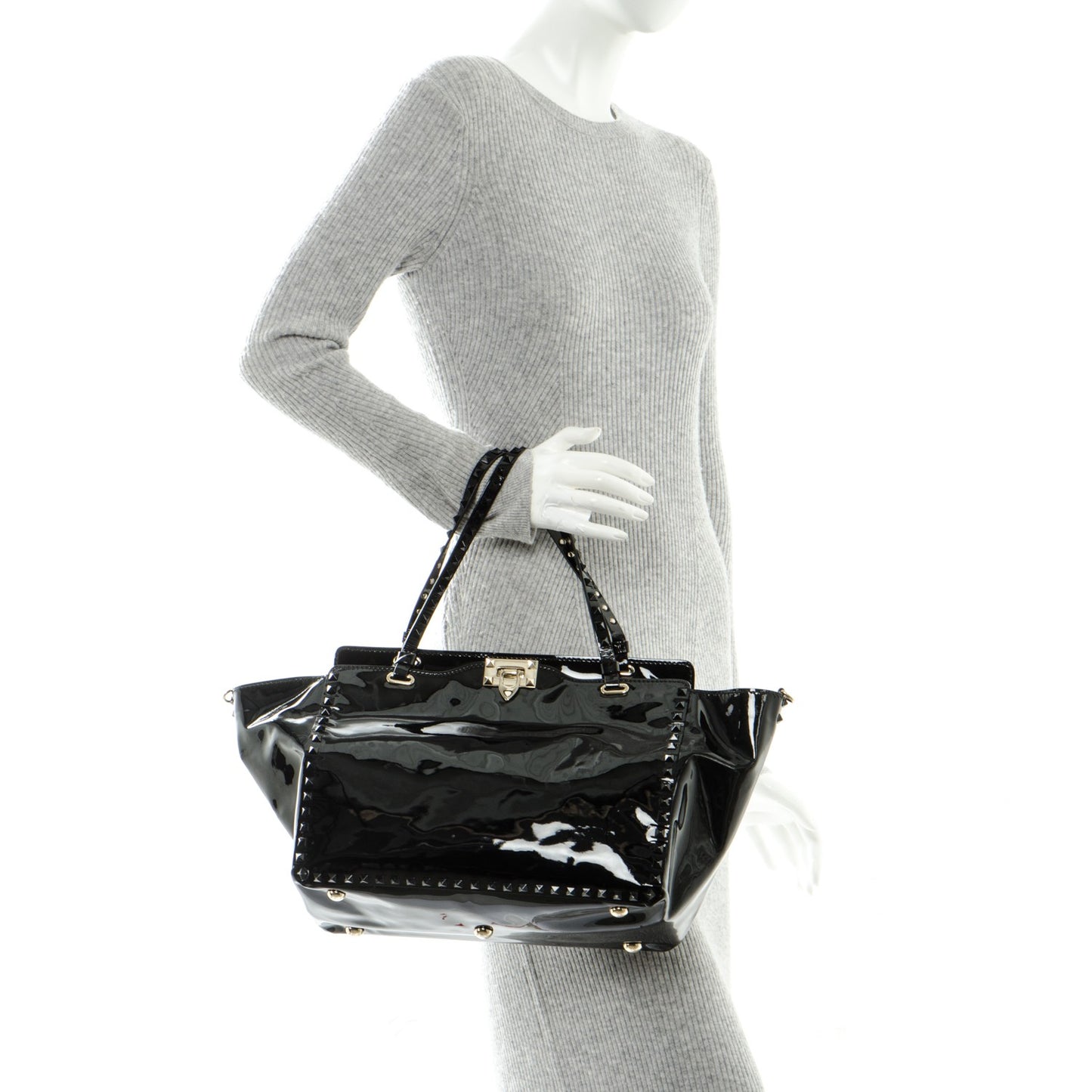 Patent Medium Rockstud Tote Black