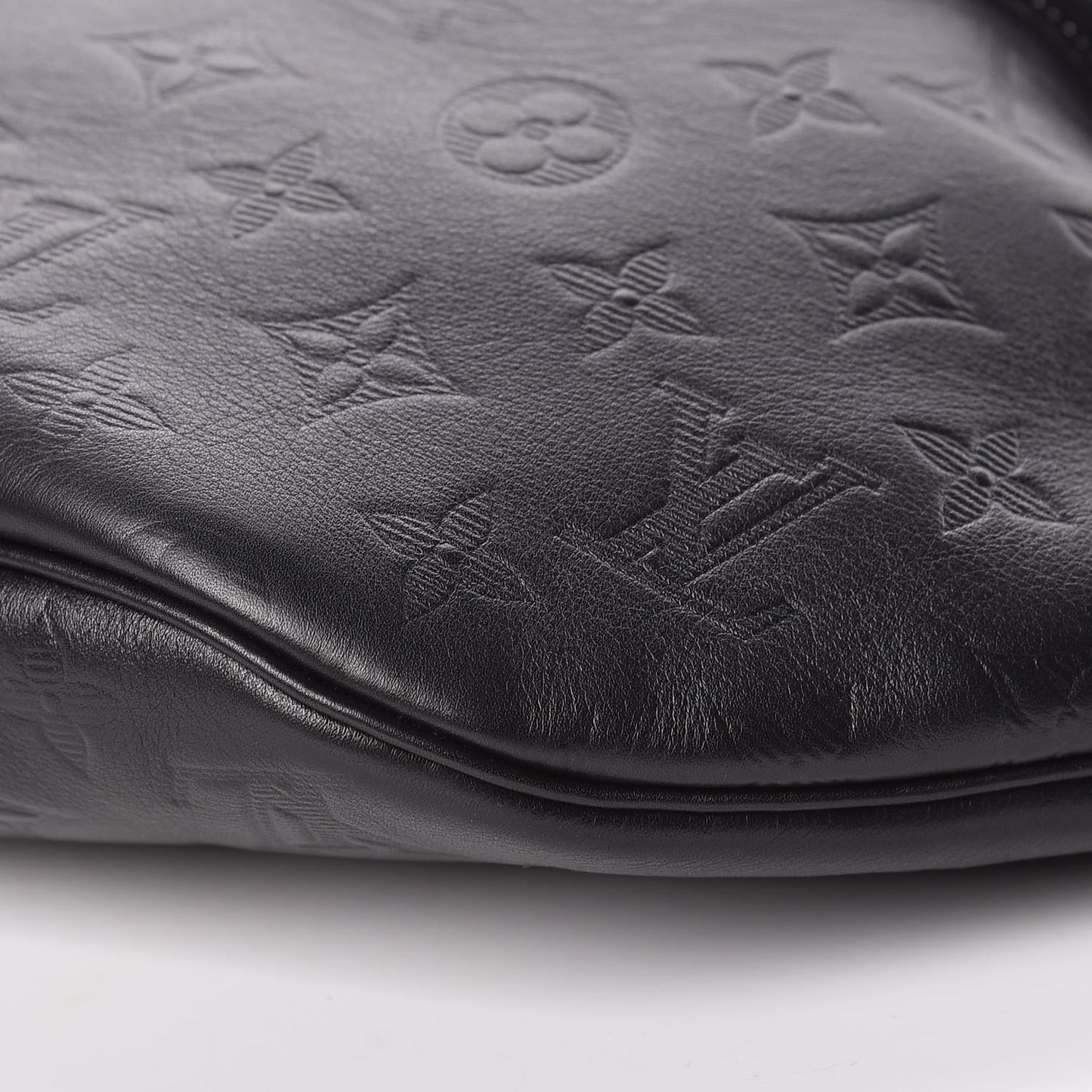 Calfskin Monogram Shadow Discovery Bumbag Black