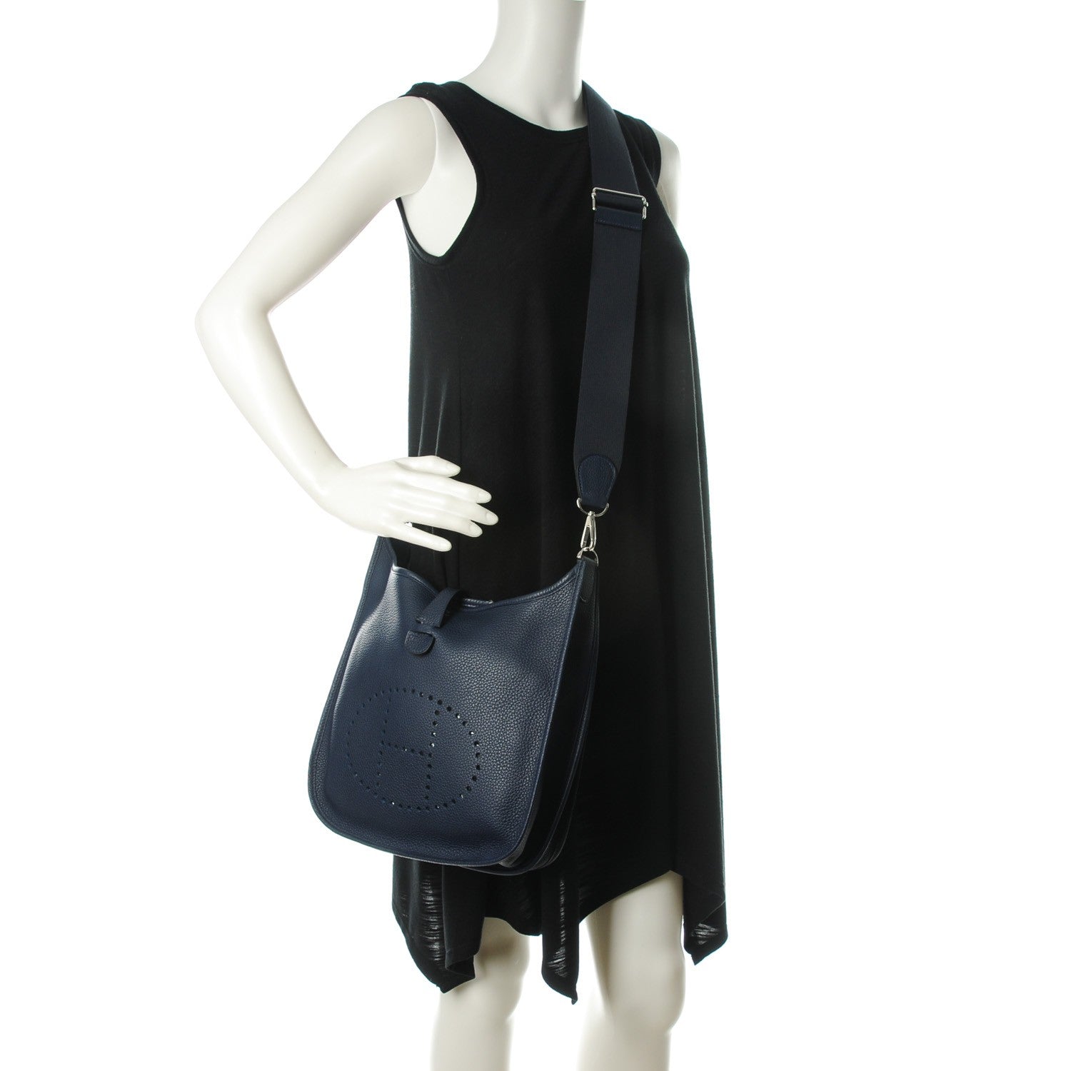 Hermes Taurillon Clemence Evelyne III PM Bleu Nuit 5 of 12