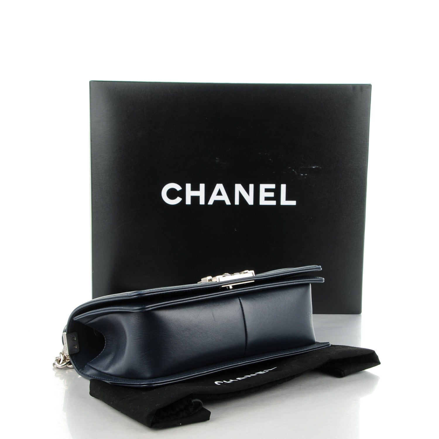 Chanel Calfskin Chevron Quilted Medium Boy Flap Dark Navy 4 of 8