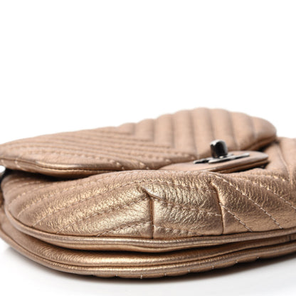Chanel Metallic Aged Calfskin Chevron Small Bubble CC Flap Gold 6 of 11