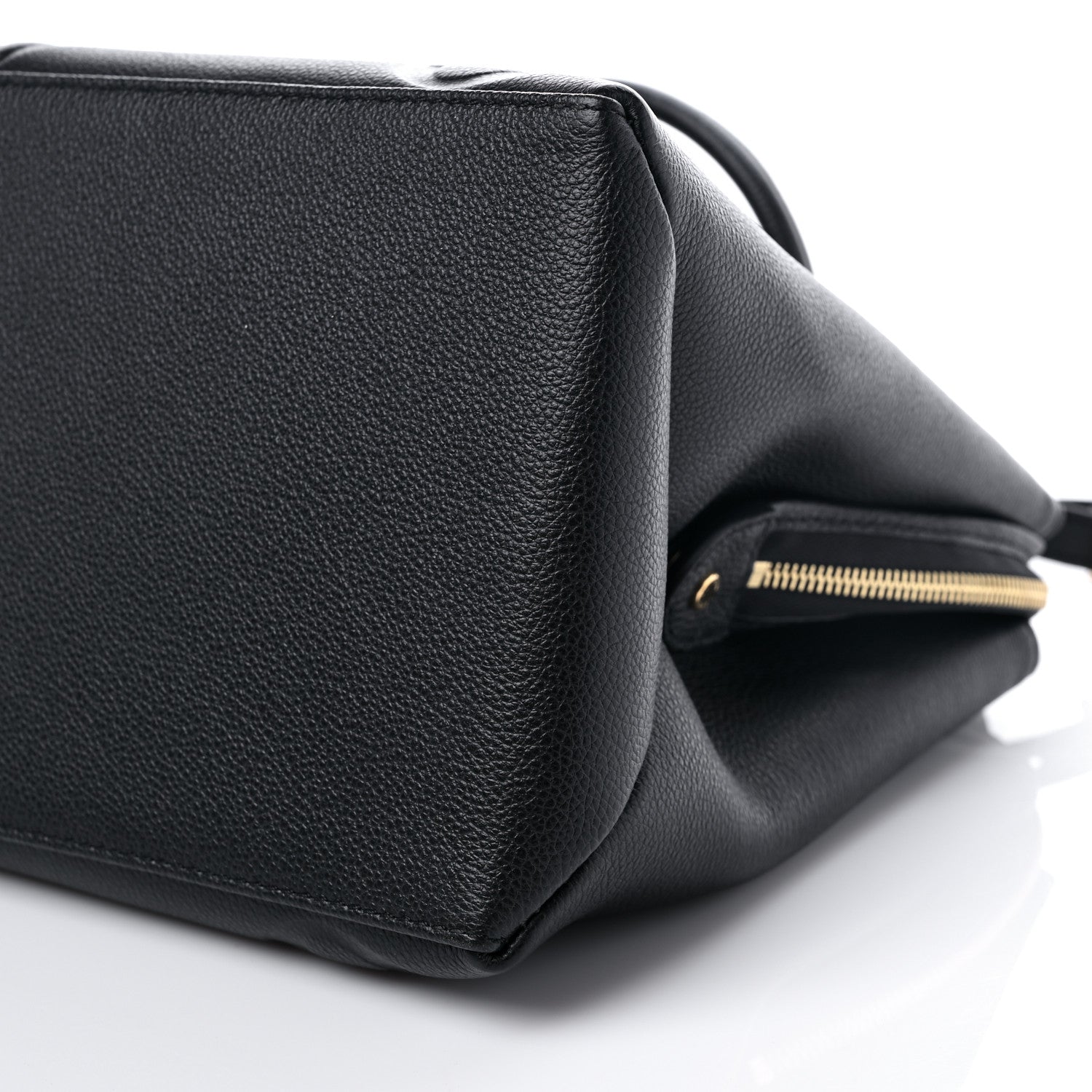 Louis Vuitton Empreinte Monogram Giant Grand Palais Black 8 of 8