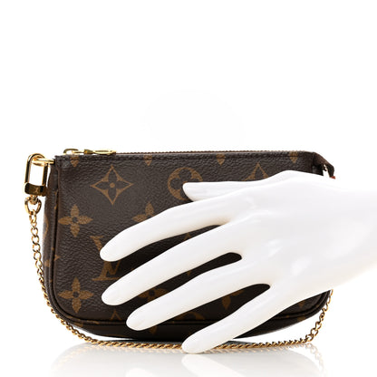 Louis Vuitton Monogram Mini Pochette Accessories 2 of 8
