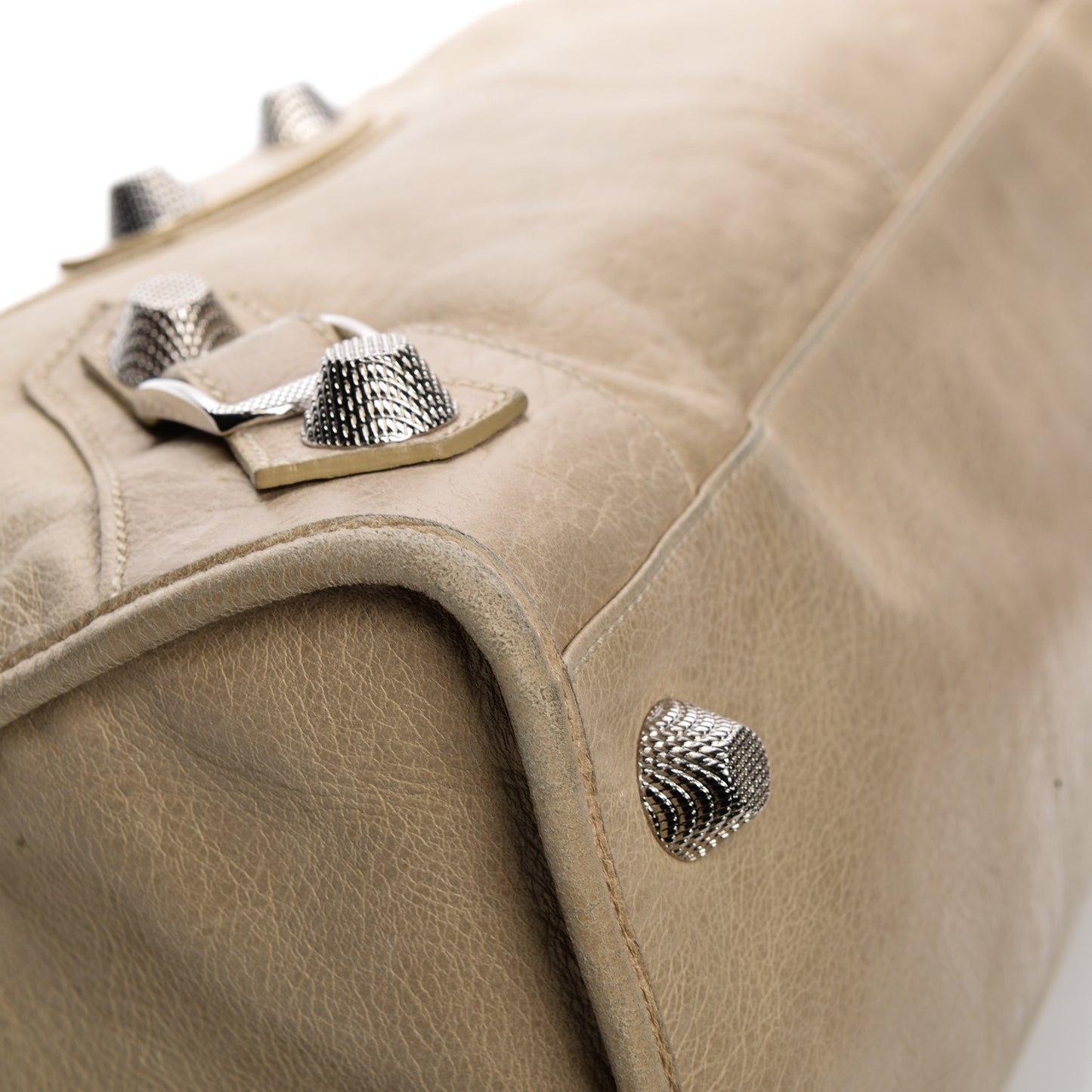 Agneau Giant 21 Silver Hardware Work Sahara