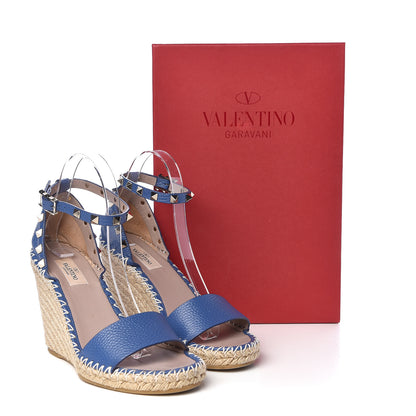 Valentino Garavani Grained Calfskin Rockstud Ankle Strap Espadrille 15/105mm Wedge Sandals 38 Baltique Natural 9 of 9