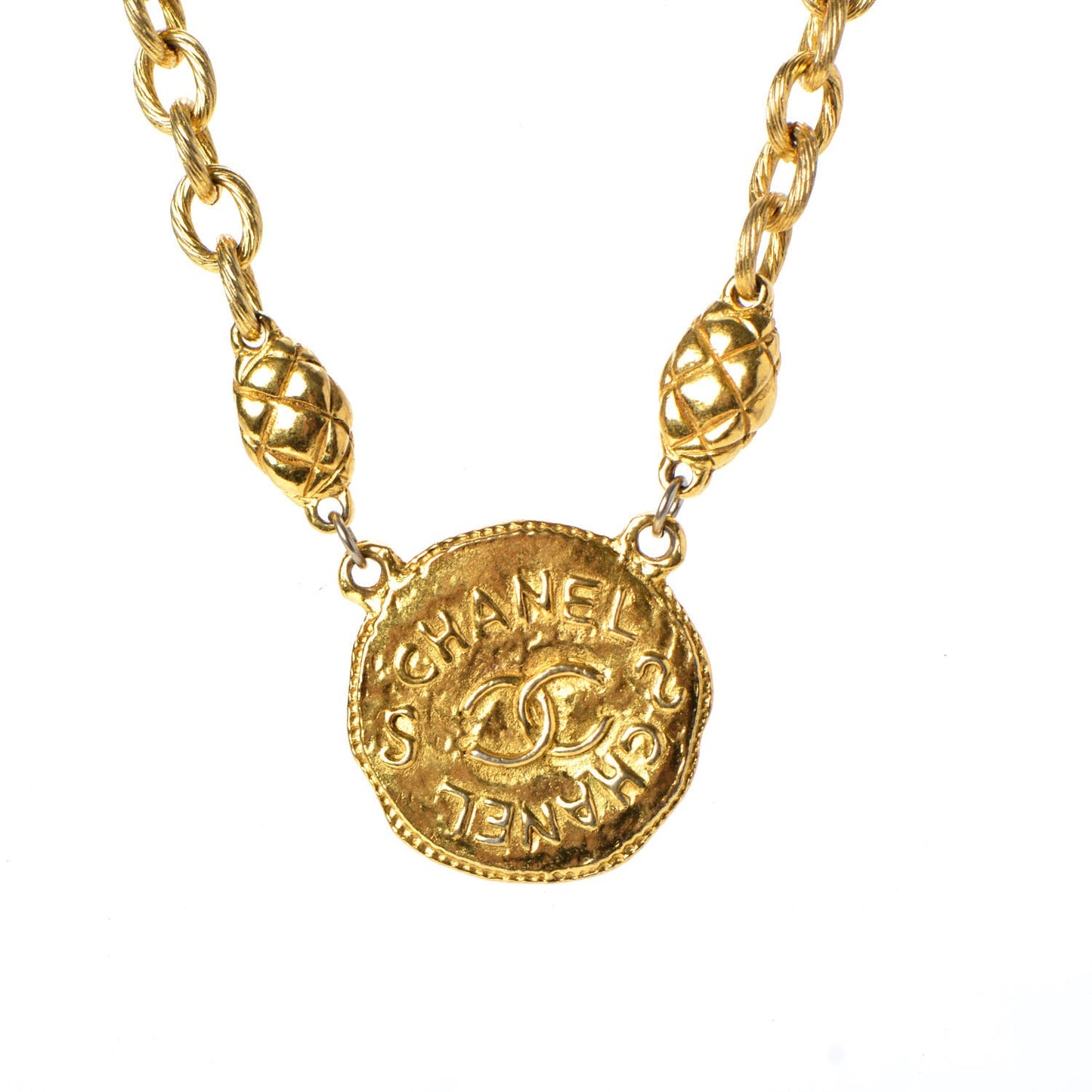 Chain CC Medallion Necklace Gold