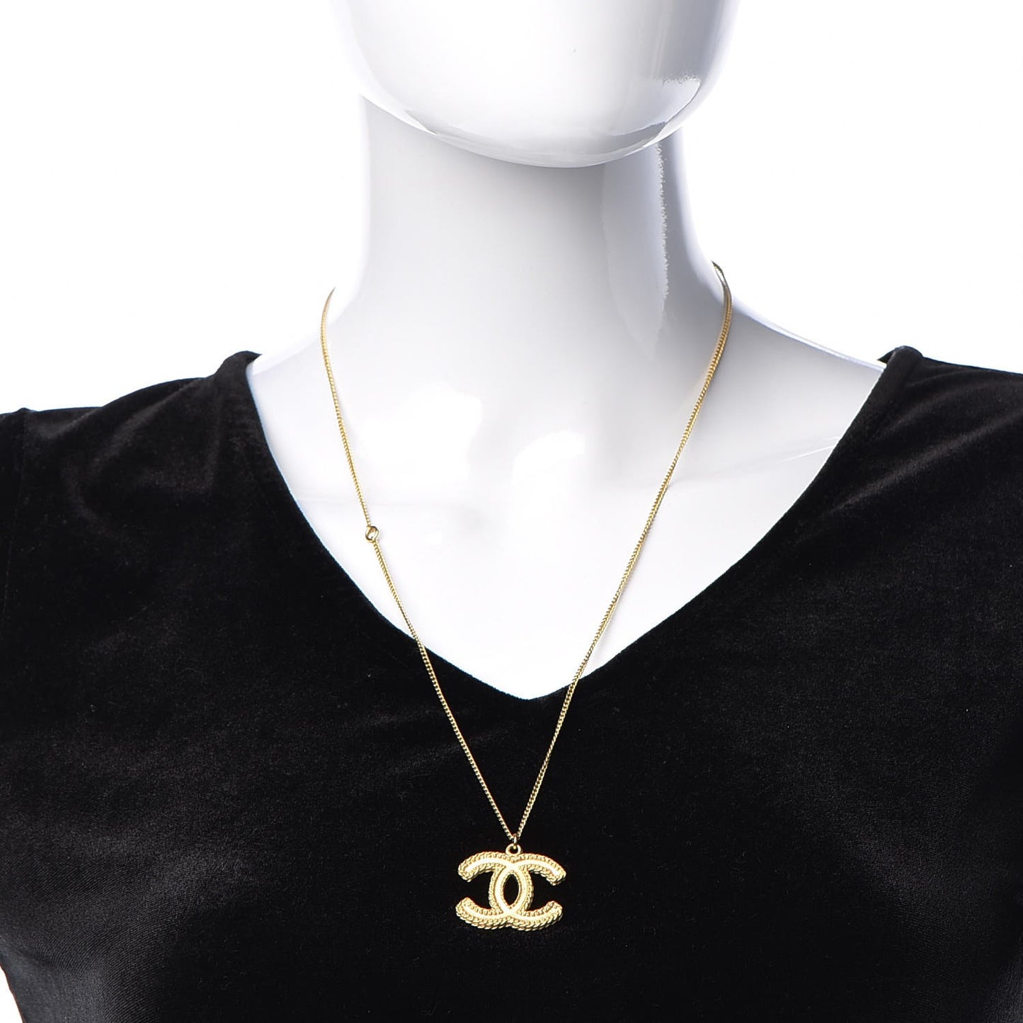 CC Necklace Matte Gold