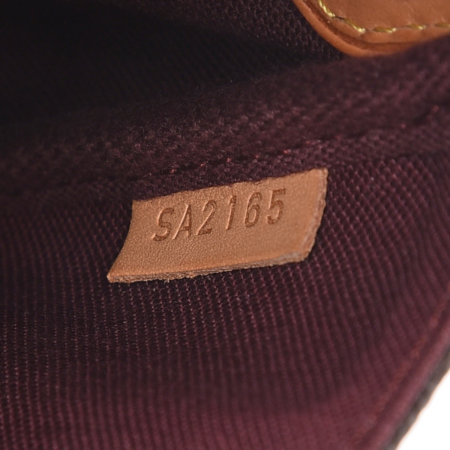 Louis Vuitton Monogram Favorite PM 7 of 7