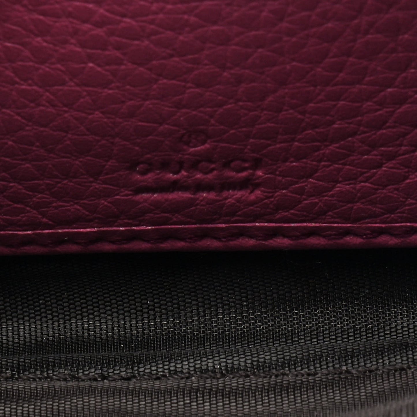 Pebbled Calfskin Soho Compact Disco Zip Around Wallet Peonia Flower