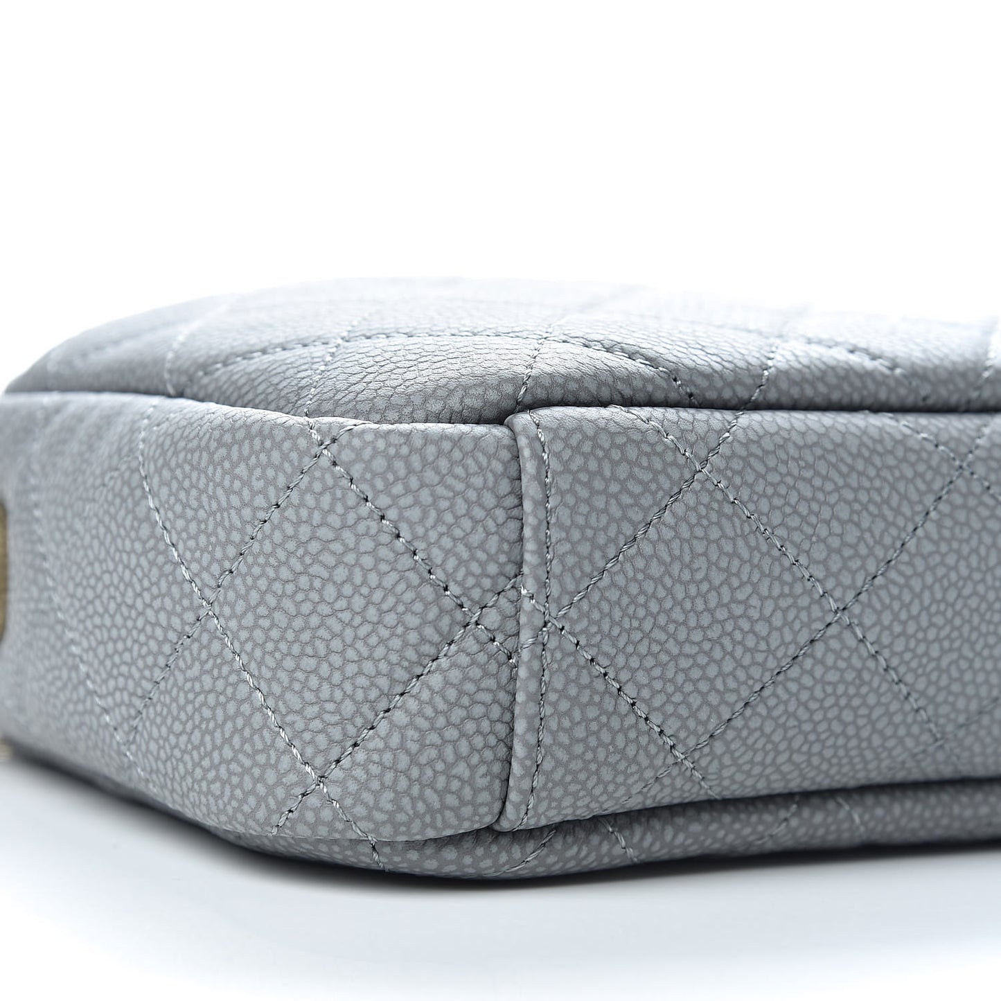 Iridescent Caviar Flat Quilted Small Coco Tassel Camera Case Grey